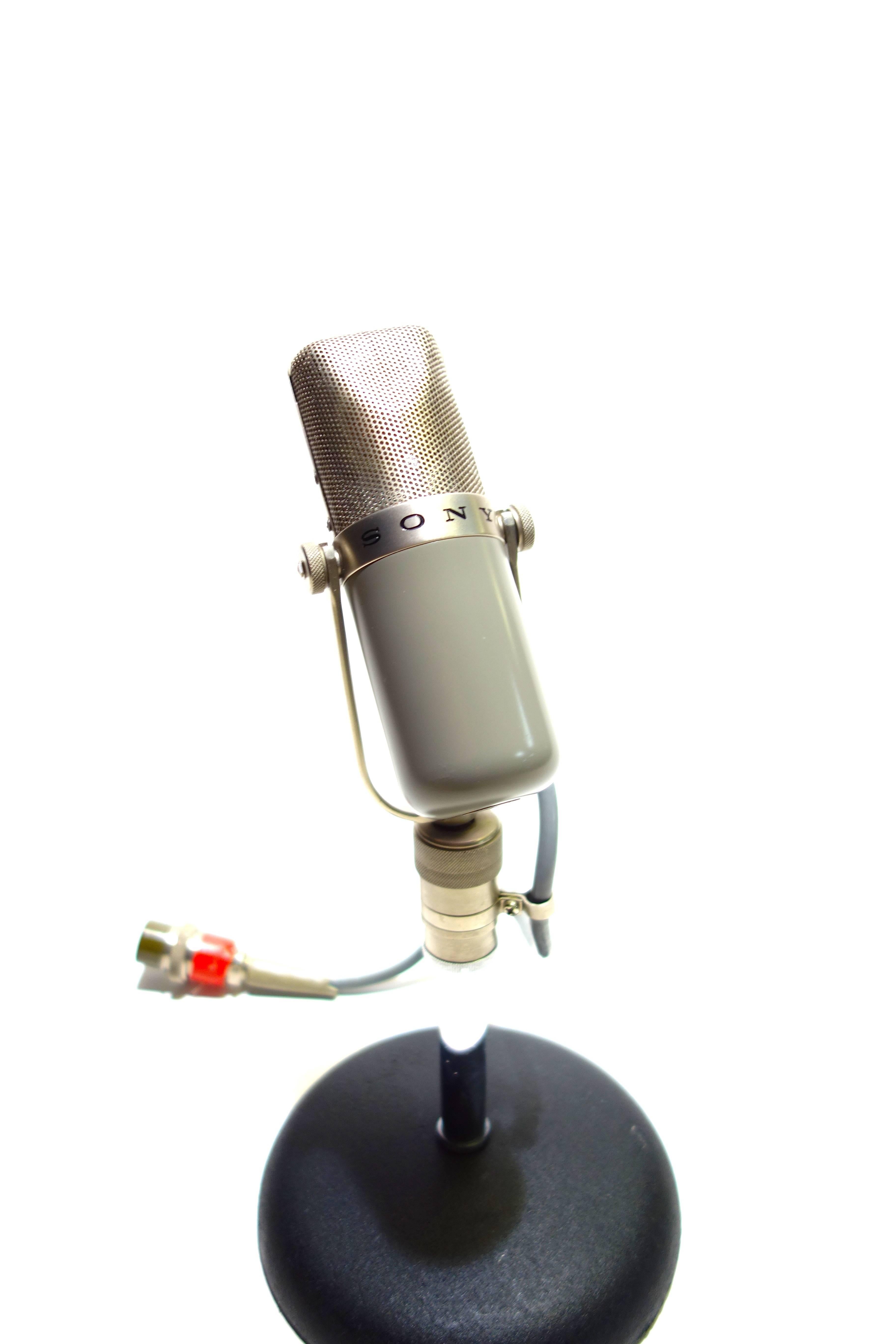 Vintage Studio Microphone, circa 1958 Sony Iconic, Favourite of Sinatra Rare In Excellent Condition In Dallas, TX