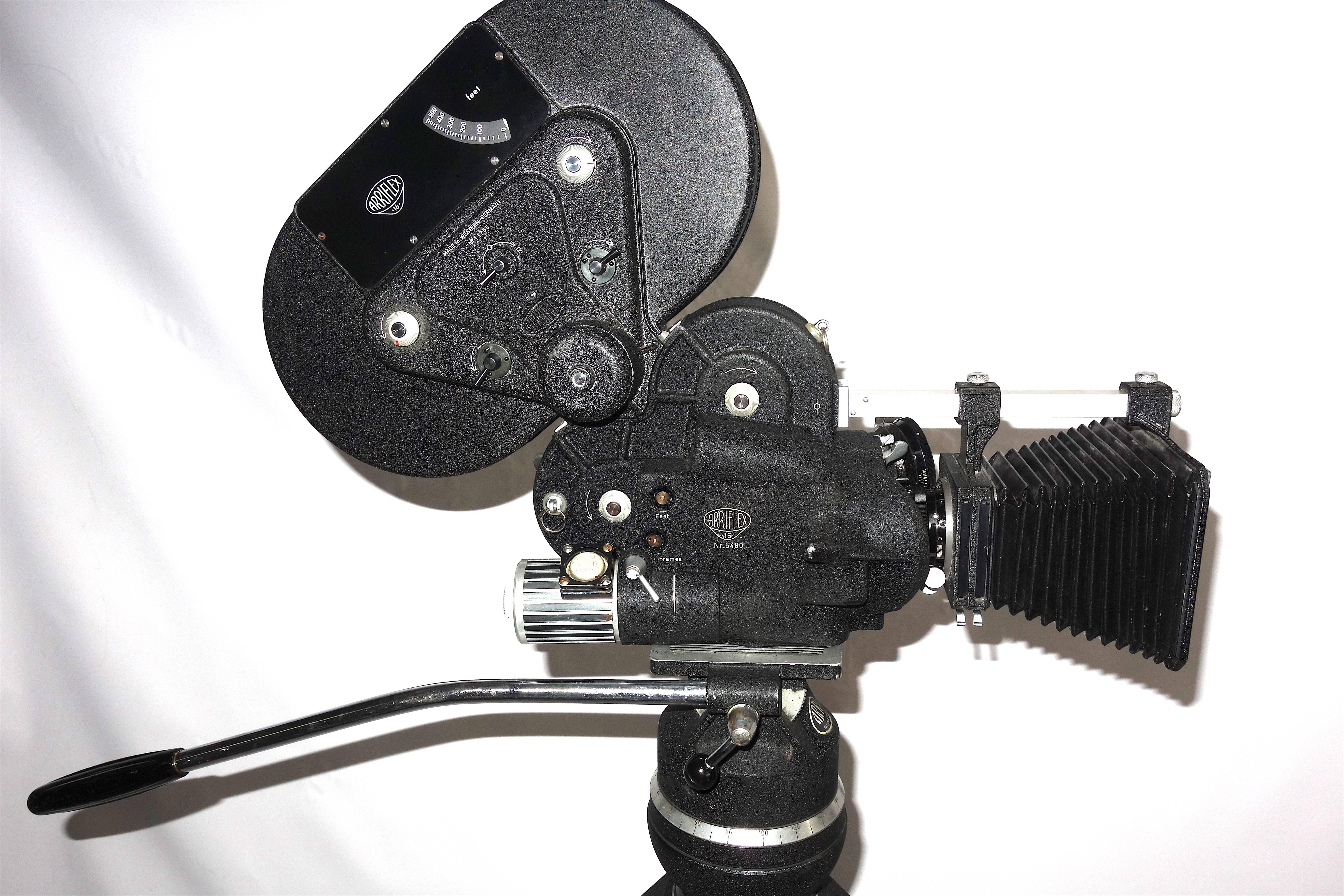 Industrial Arriflex Early 16mm Motion Picture Camera w/  Pristine Tripod. TAKE 20% OFF. For Sale