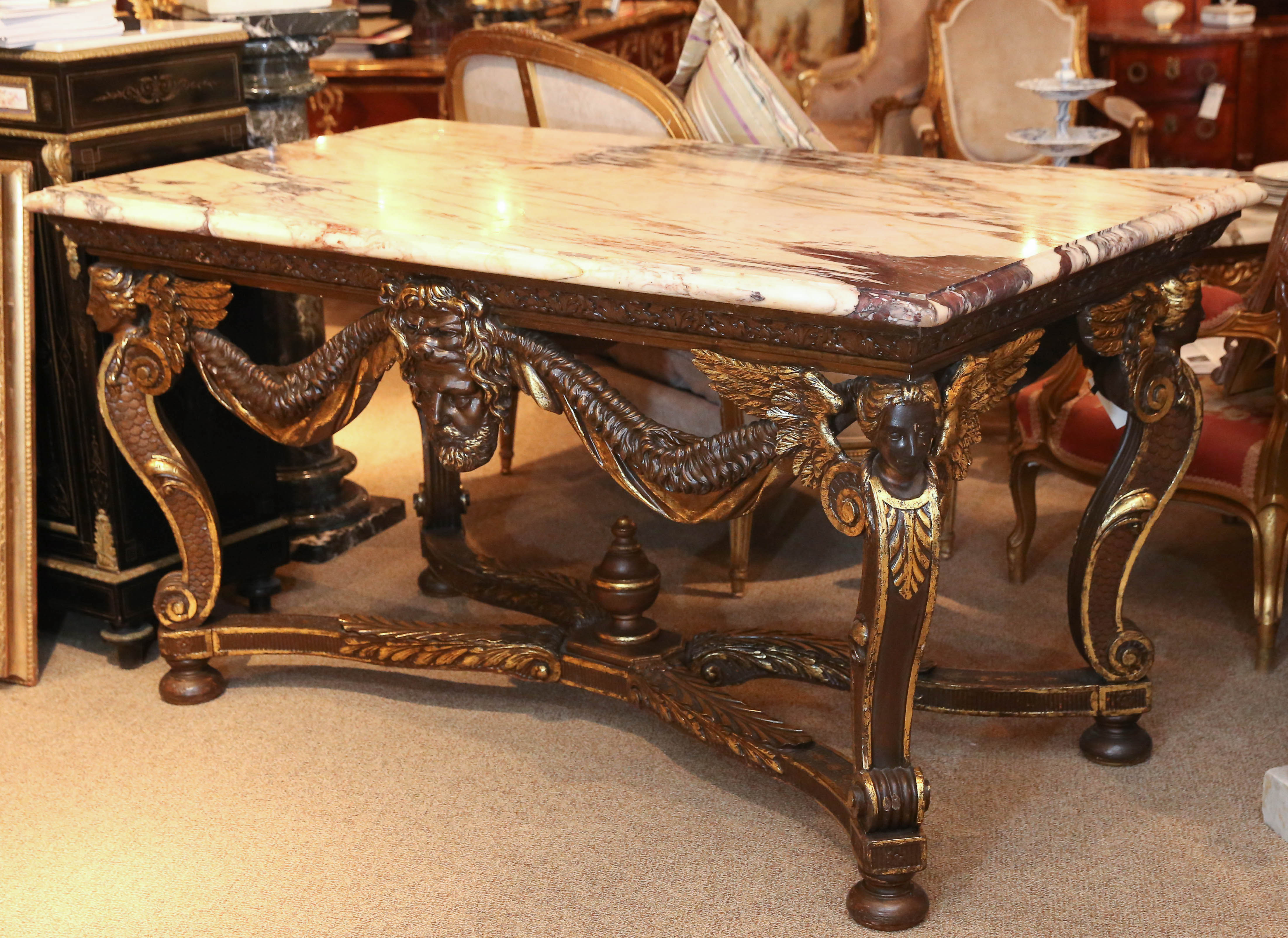Italian antique Center Table in Carved Walnut circa 1840