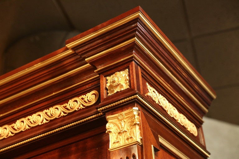 Large Gilt Bronze Mounted Mahogany  china / display  Cabinet Louis XVI-Style For Sale 1
