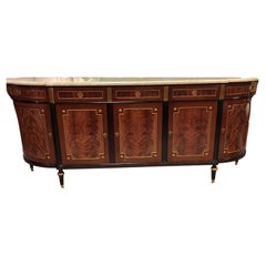 Buffet en acajou de style Louis XVI avec marbre blanc