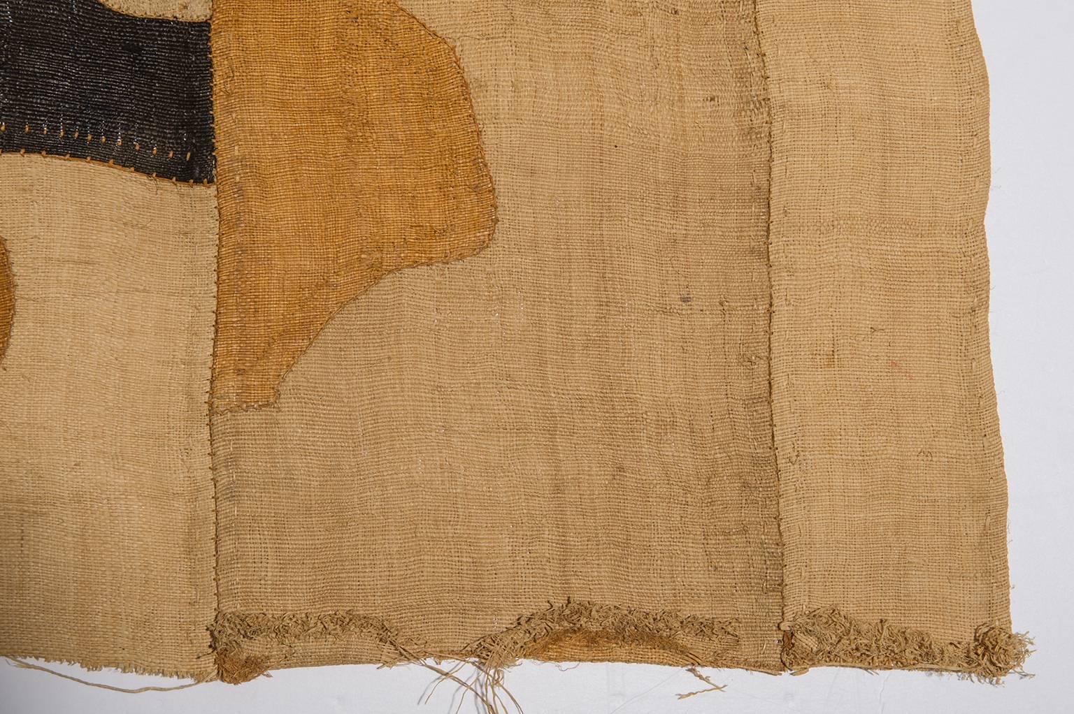 African Textile Kuba Zaire, Suitable for Table, Pillow or Wall Hanging In Good Condition In Alessandria, Piemonte