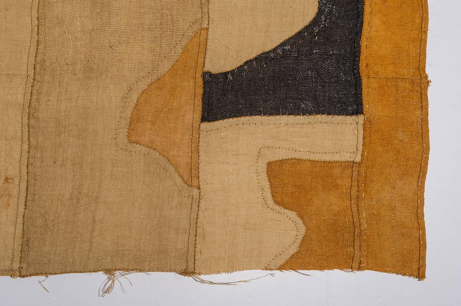 Folk Art African Textile Kuba Zaire, Suitable for Table, Pillow or Wall Hanging