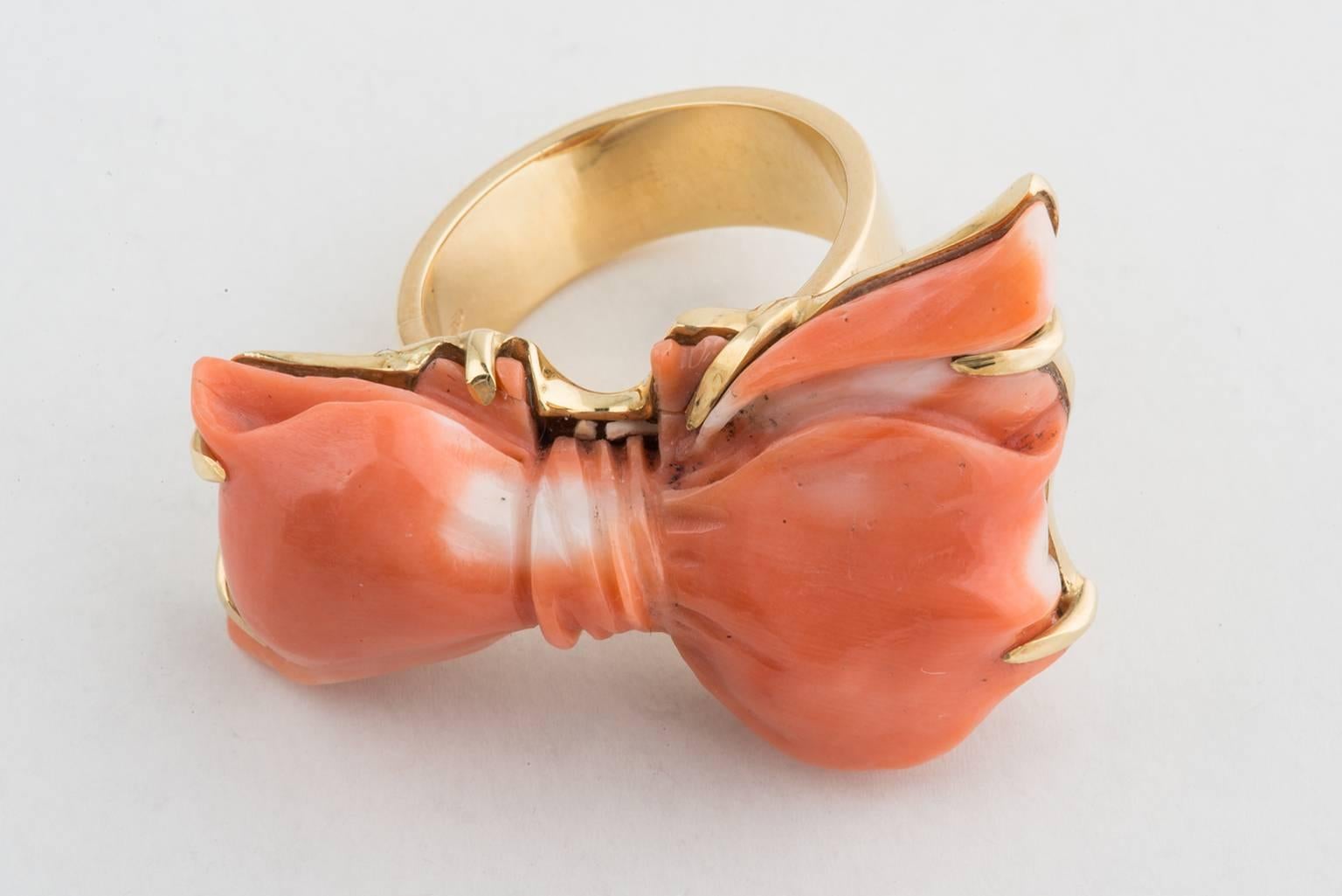 G/244, unusual coral node by Sorrentino on gold for a fantastic ring, unique piece - An idea for a summer elegant evening at the sea !
Gold: 18 gram, about.
