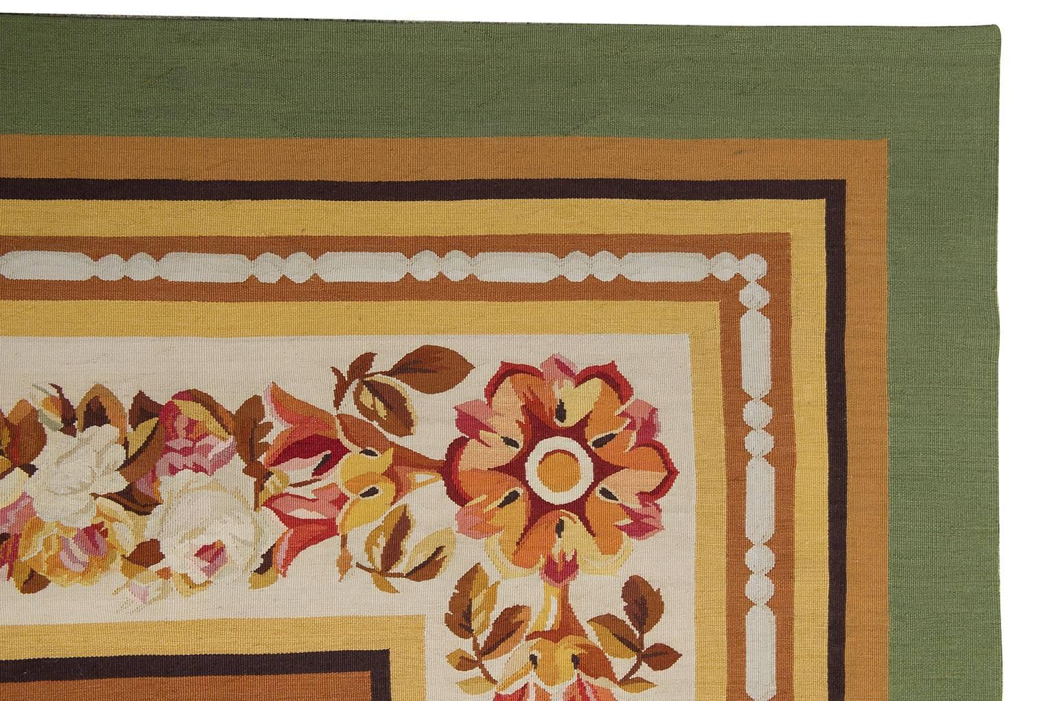 Cinese Tappeto quadrato moderno Aubusson verde, non a punta d'ago in vendita