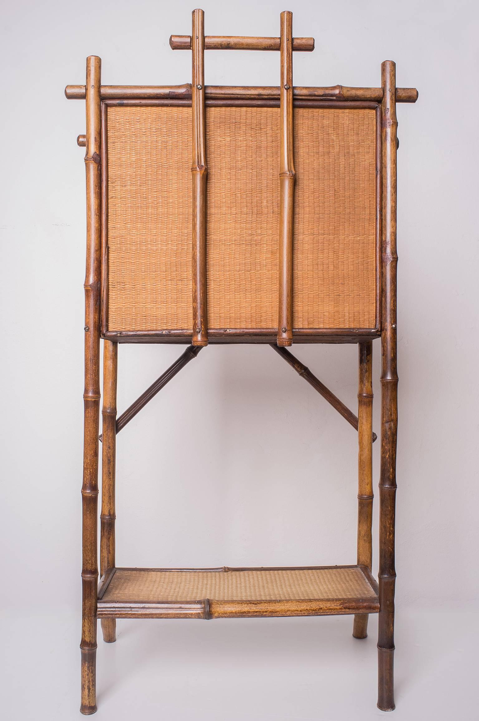 French vintage bamboo magazine stand.
 M/1022.