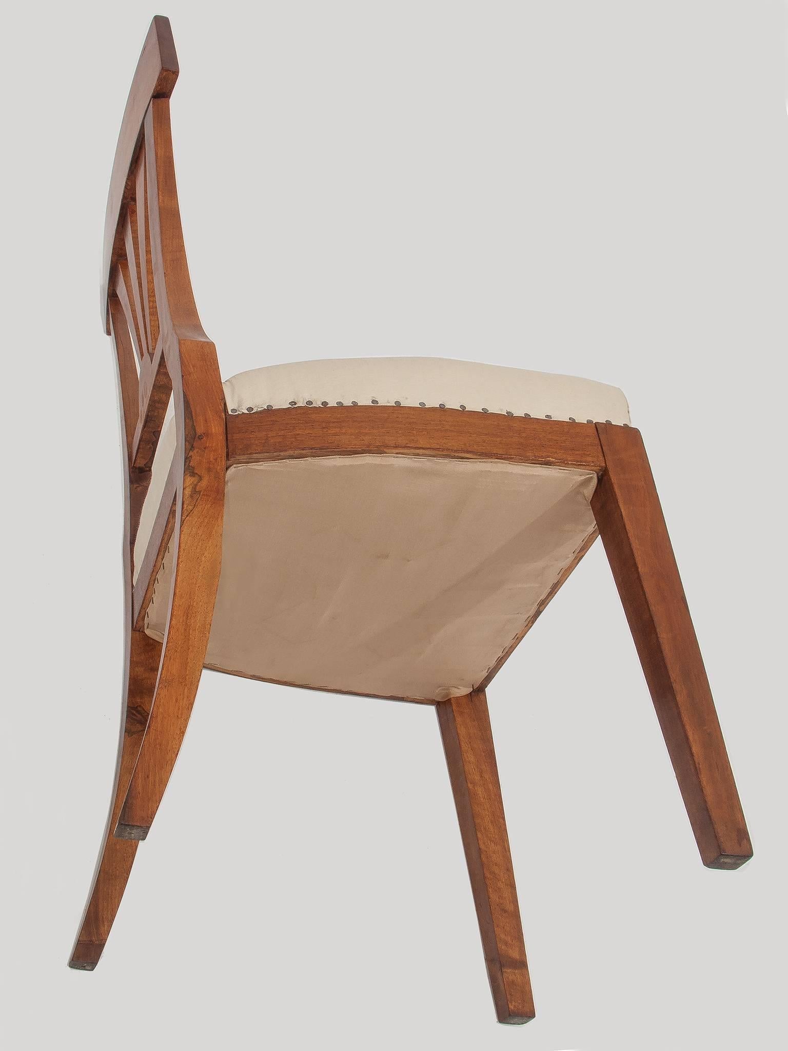 Set of Elegant and Inlaid Austrian Biedermeier Chairs 4
