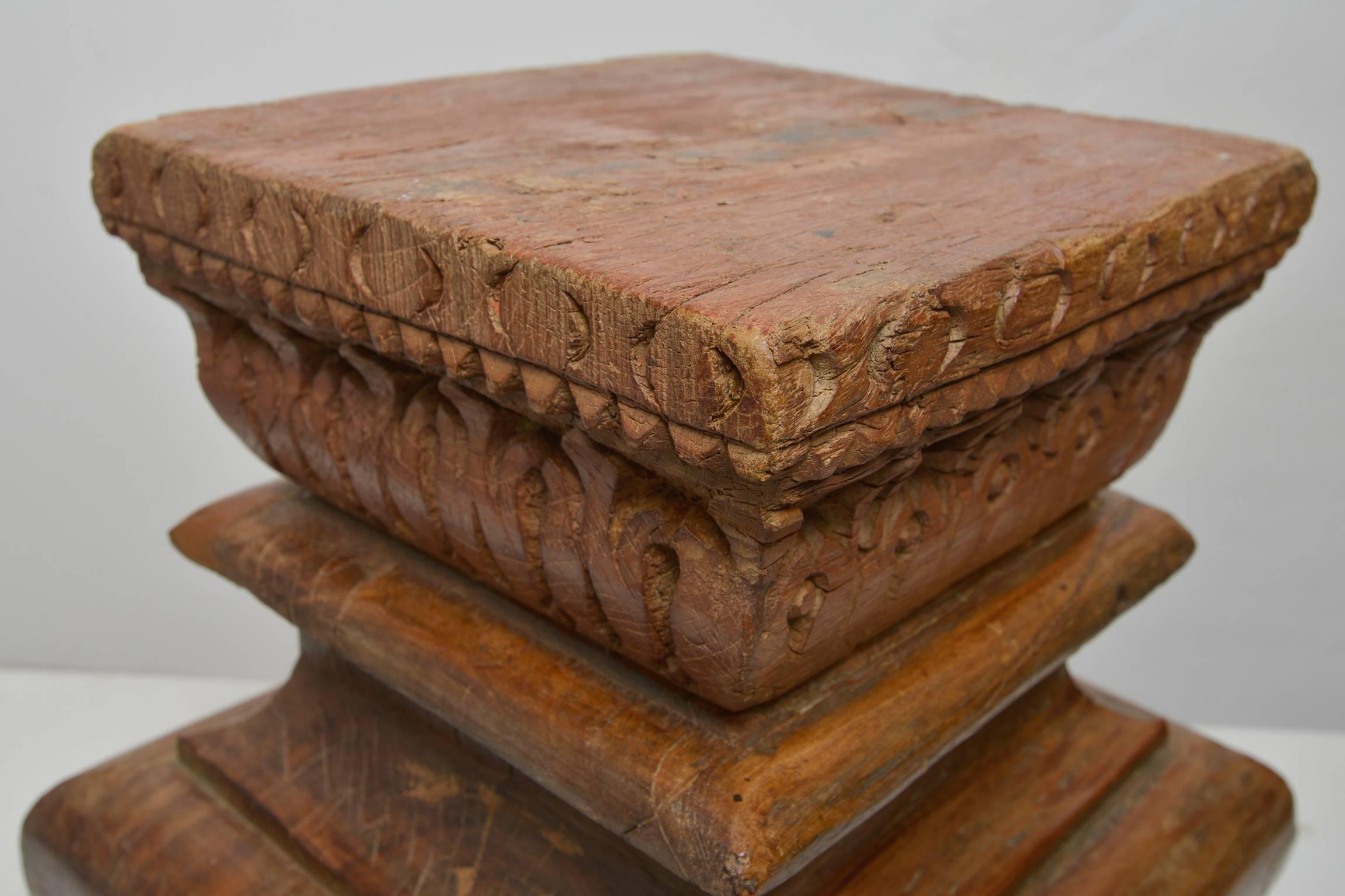 Side Table or Stool, Old Asian Teak Sculpture Capitals In Good Condition In Alessandria, Piemonte