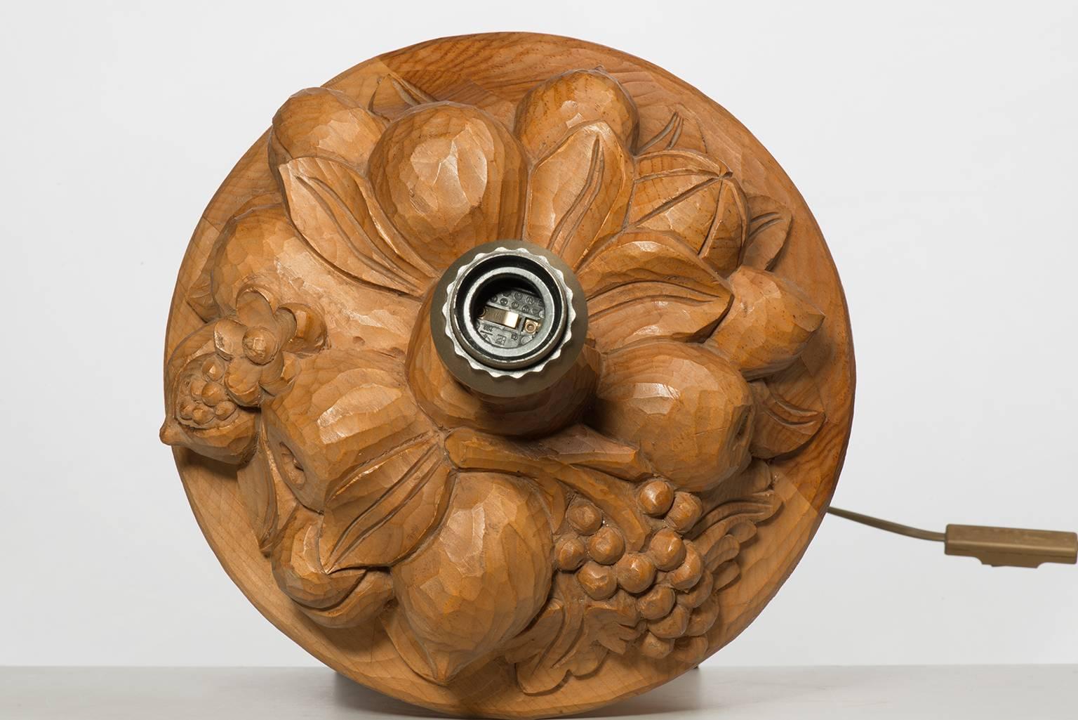  Lampe toscanne en bois sculptée à la main avec des fruits pour une maison de campagne Excellent état - En vente à Alessandria, Piemonte