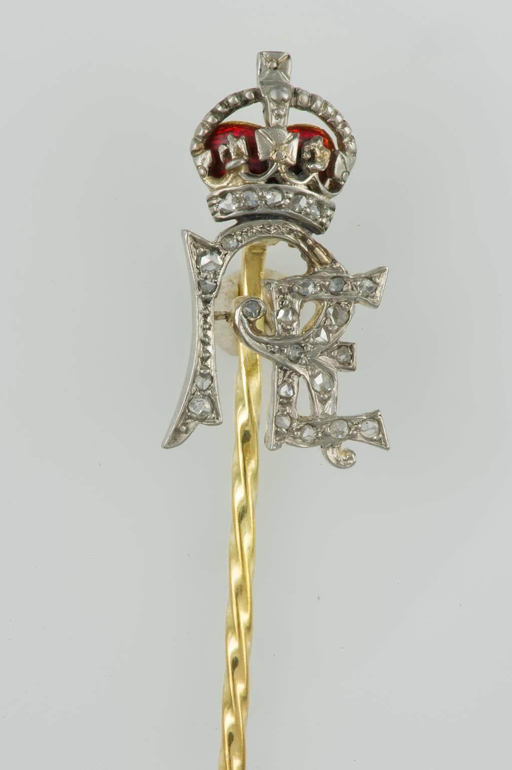 Baroque Revival  Golden Hat-pin with little Brilliants and Crown  For Sale