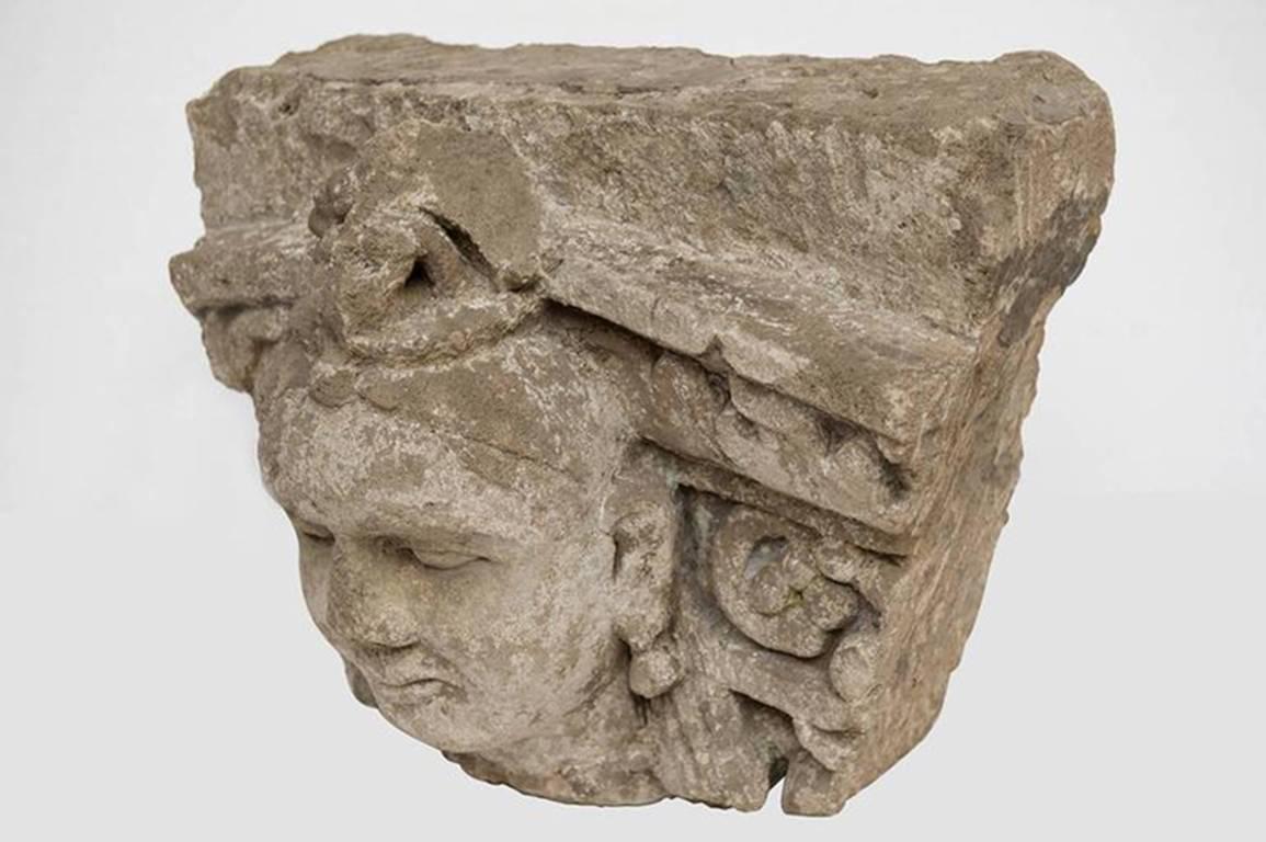  Museal Stone Gandhara Large Sculpture In Good Condition For Sale In Alessandria, Piemonte