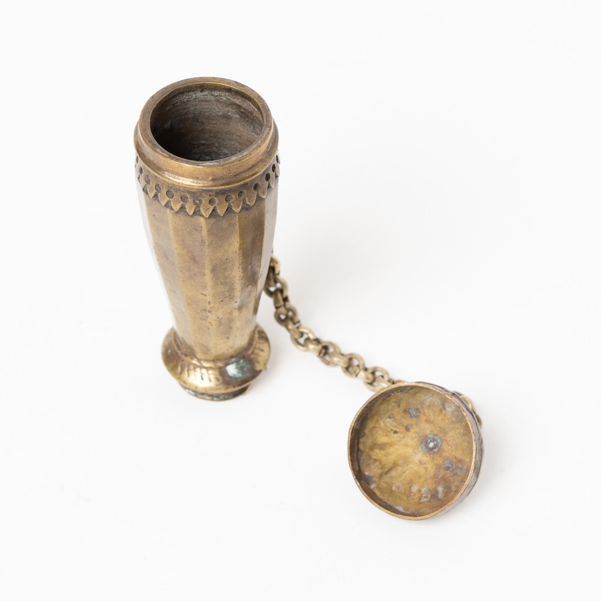 Message or Tea Leaves Holders For Sale 11