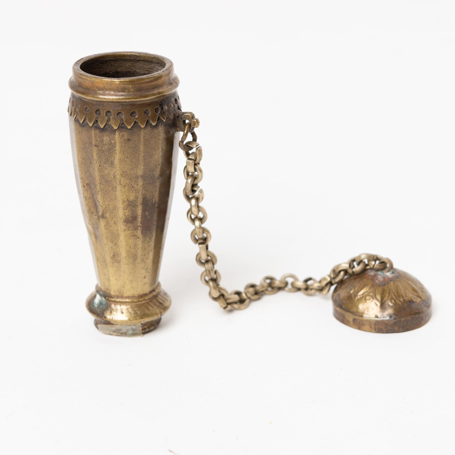 Message or Tea Leaves Holders For Sale 10