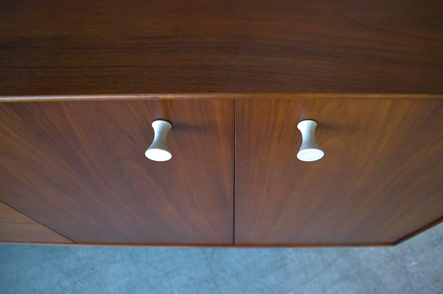 Mid-20th Century Thin Edge Credenza by George Nelson for Herman Miller