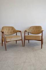 Pair of Walnut Lounge Chairs by Maurice Bailey for Monteverdi-Young