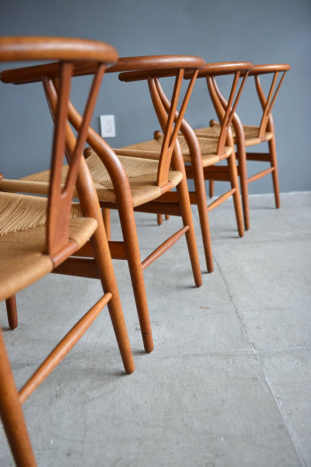 Set of Six Hans Wegner CH24 Wishbone Dining Chairs In Excellent Condition In Costa Mesa, CA