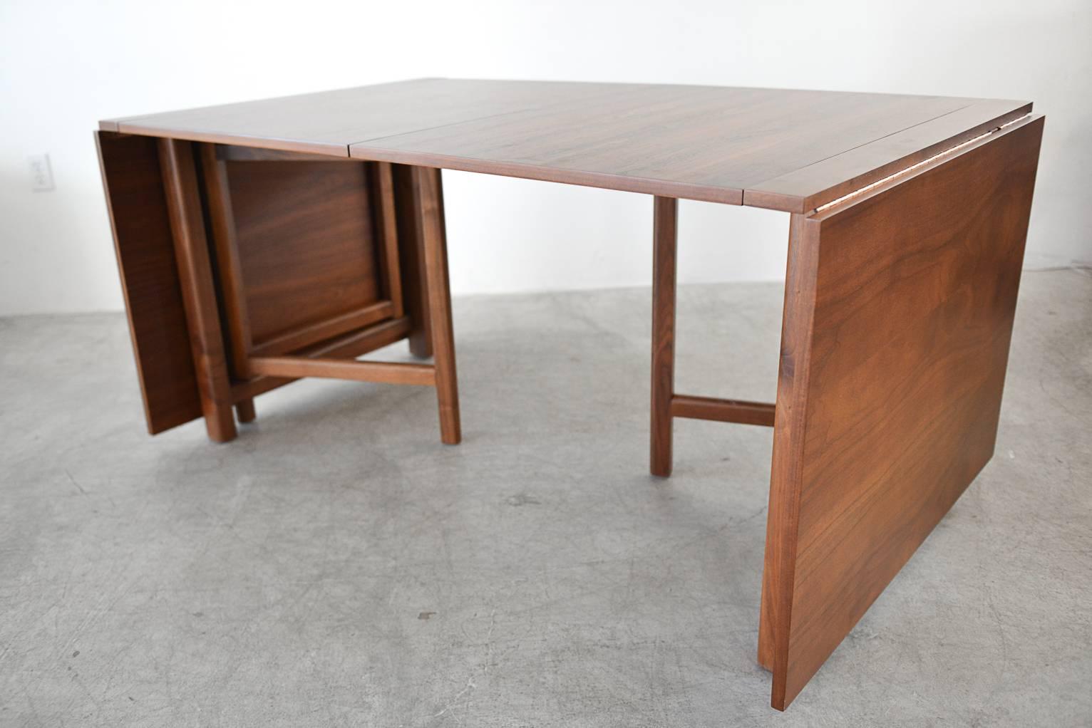Scandinavian Modern Bruno Mathsson 'Maria' Gateleg Expandable Dining Table