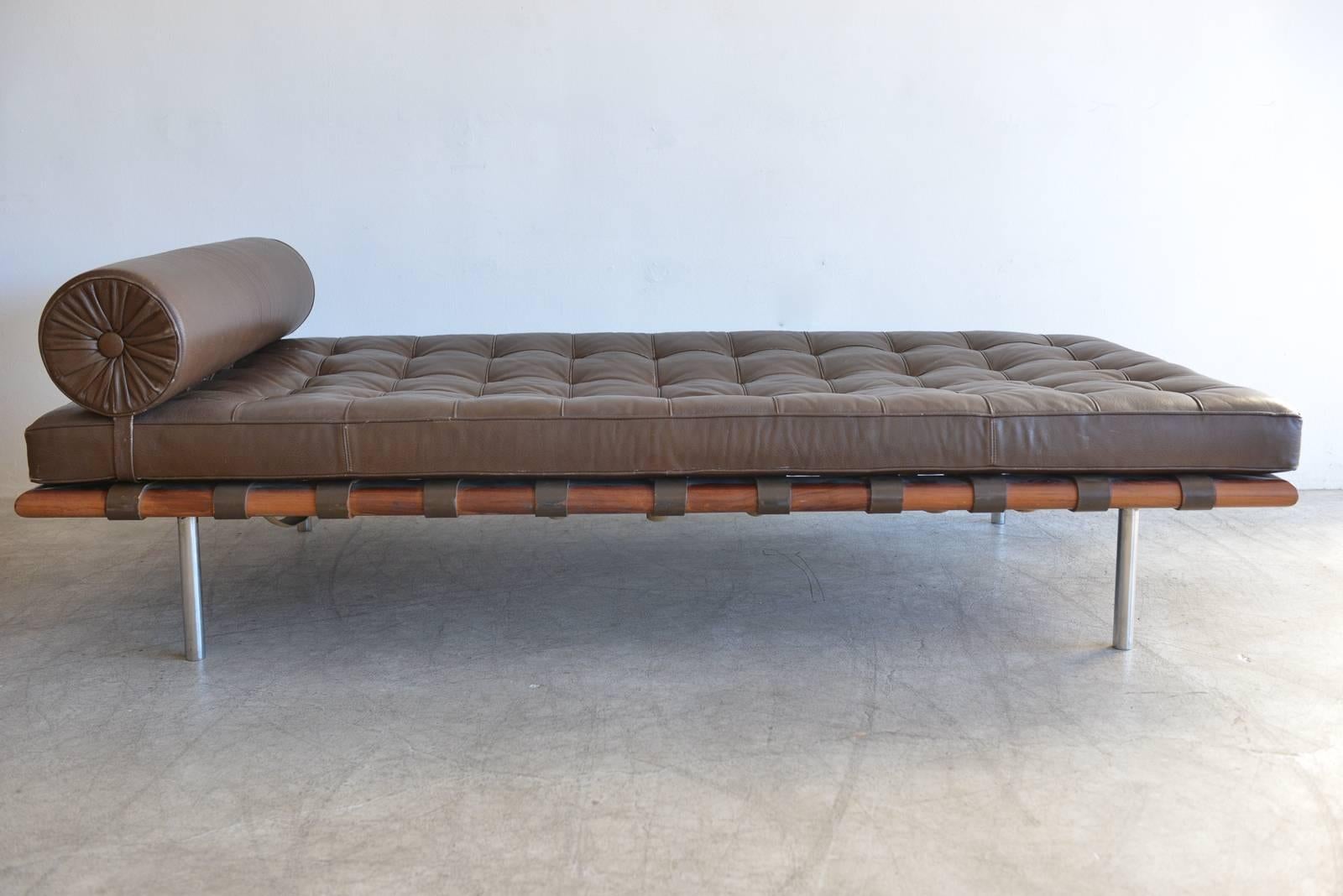 Early and exceptional example of a Ludwig Mies Van Der Rohe Barcelona Daybed for Knoll. Beautiful chocolate brown leather in very good vintage condition with excellent patina. Chrome legs with no rusting, original strapping on underside and early