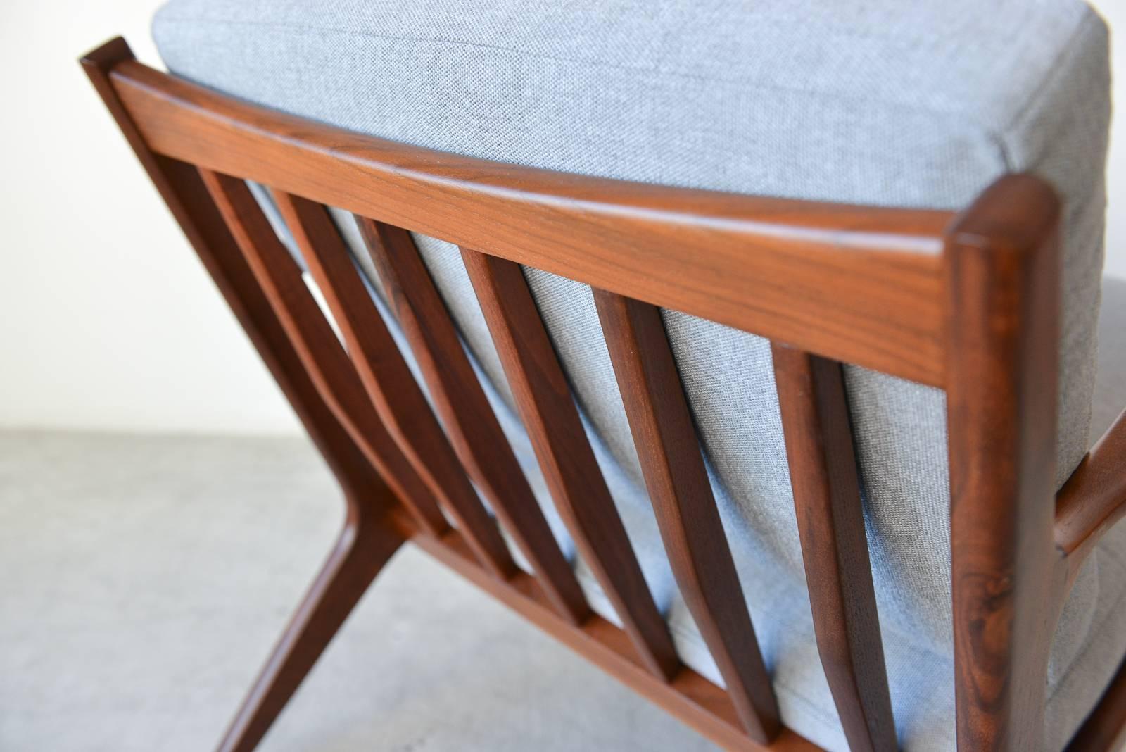 Sculpted Walnut Spindle Back Lounge Chair, circa 1960 2