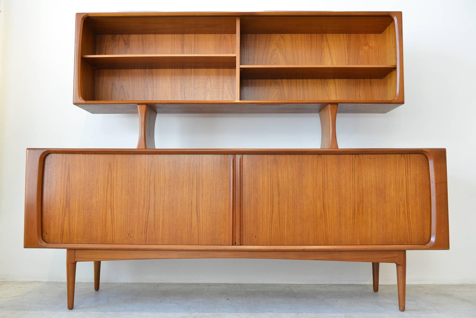 Bernhard Pedersen & Sons Tambour Door Credenza, circa 1965 In Excellent Condition In Costa Mesa, CA