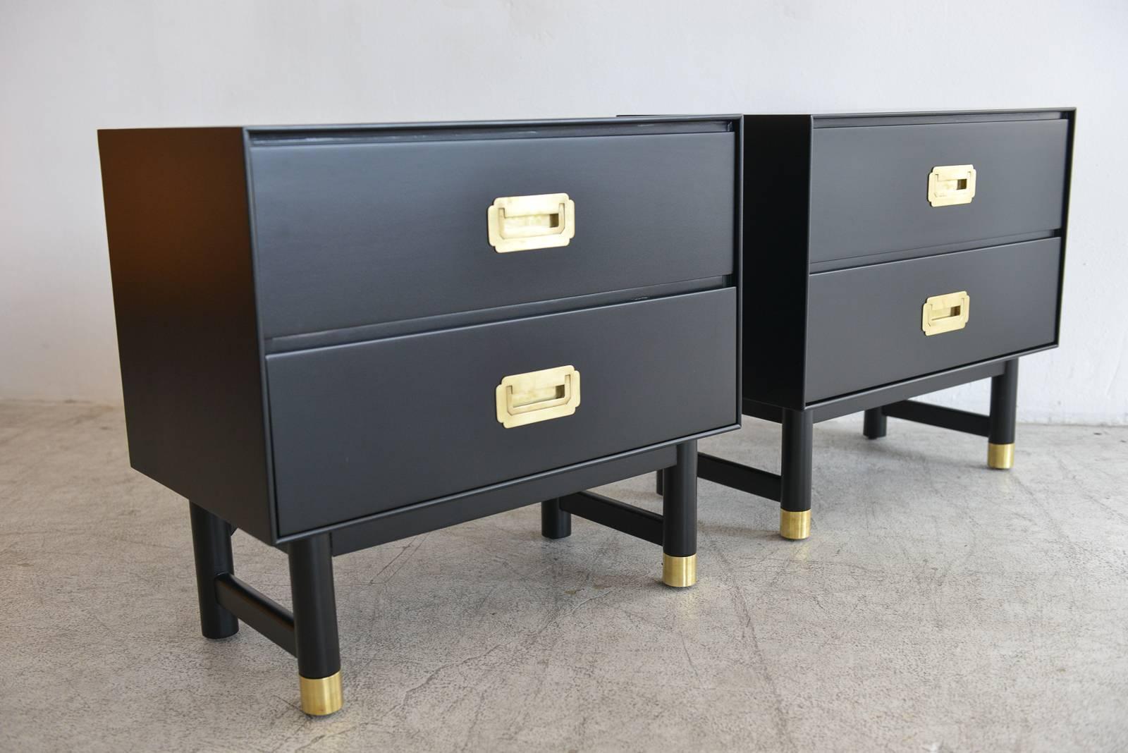 Mid-Century Modern Pair of Black Lacquer and Brass Campaign Nightstands, circa 1960