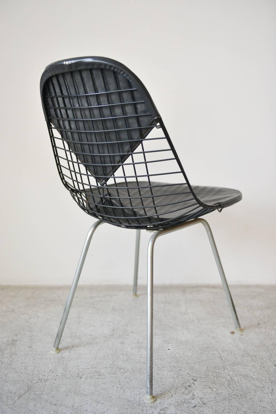 eames wire chair vintage