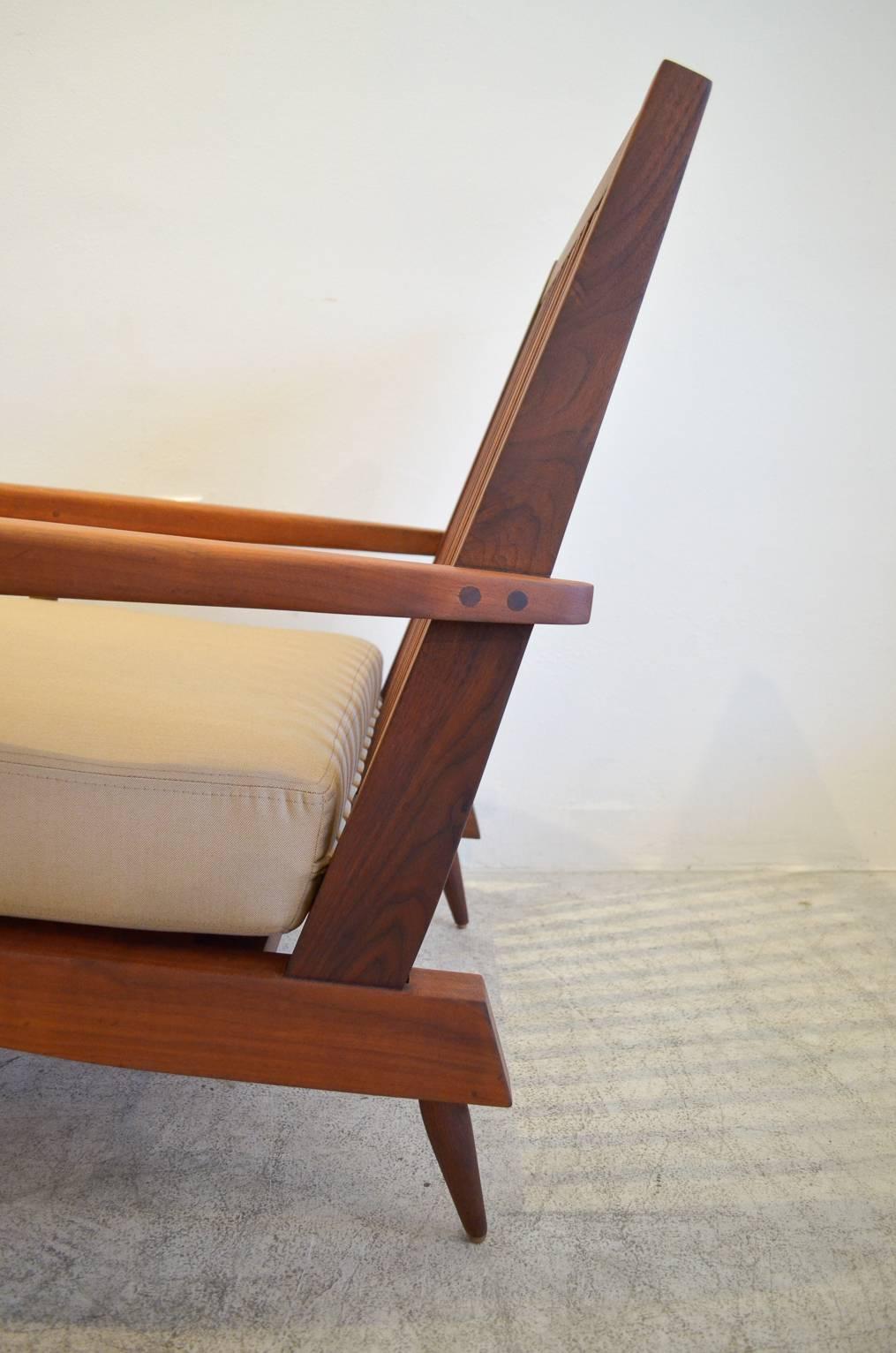 George Nakashima Walnut Spindle Back Lounge Chair 1