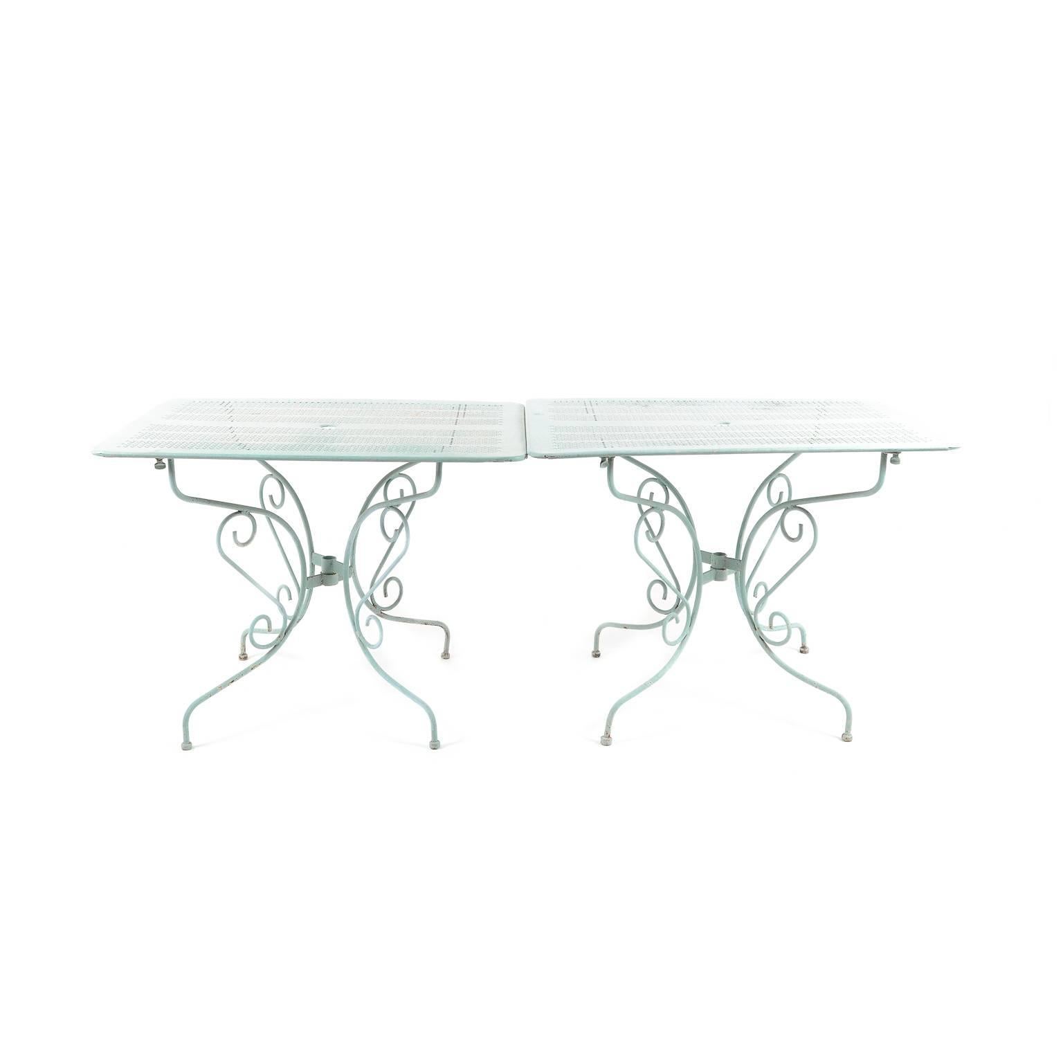 French Wrought Iron Patio Table, circa 1920 In Excellent Condition In Vancouver, British Columbia