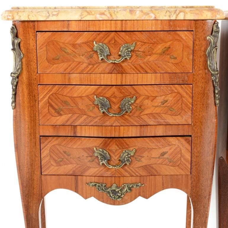 Kingwood Pair of Louis XV Style Nightstands or Bed Tables in Marquetry, circa 1930