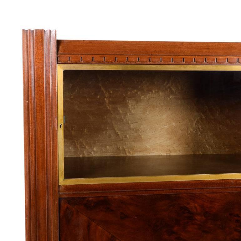 French Art Deco Liquor Cabinet, circa 1930 1