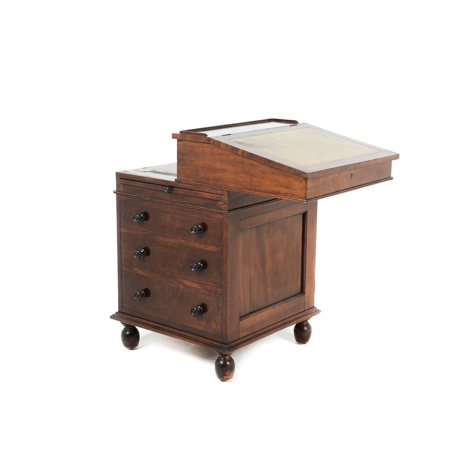 Antique English Four Drawer Davenport Desk, 19th Century 1