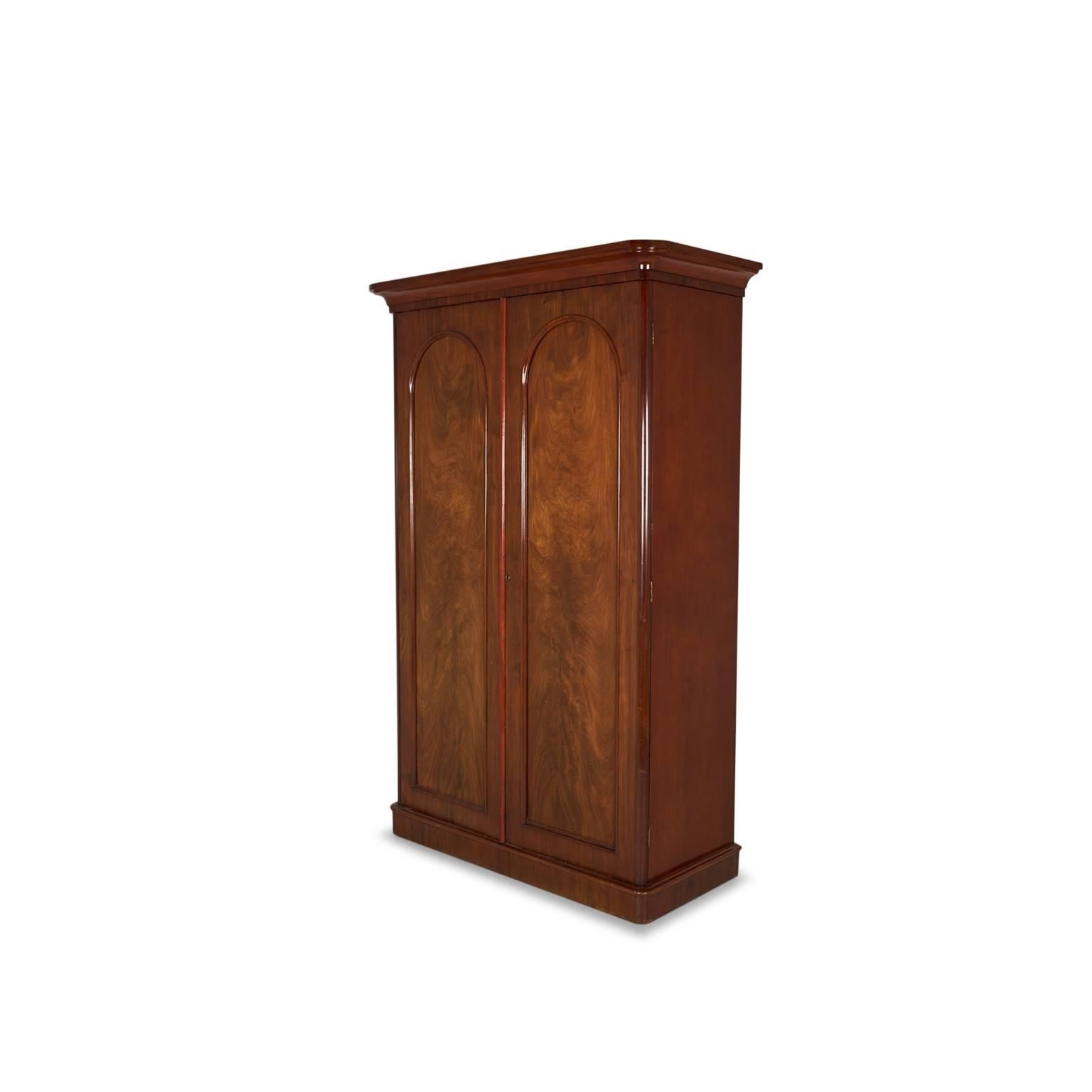English Flame Mid-Victorian Wardrobe In Excellent Condition In Vancouver, British Columbia