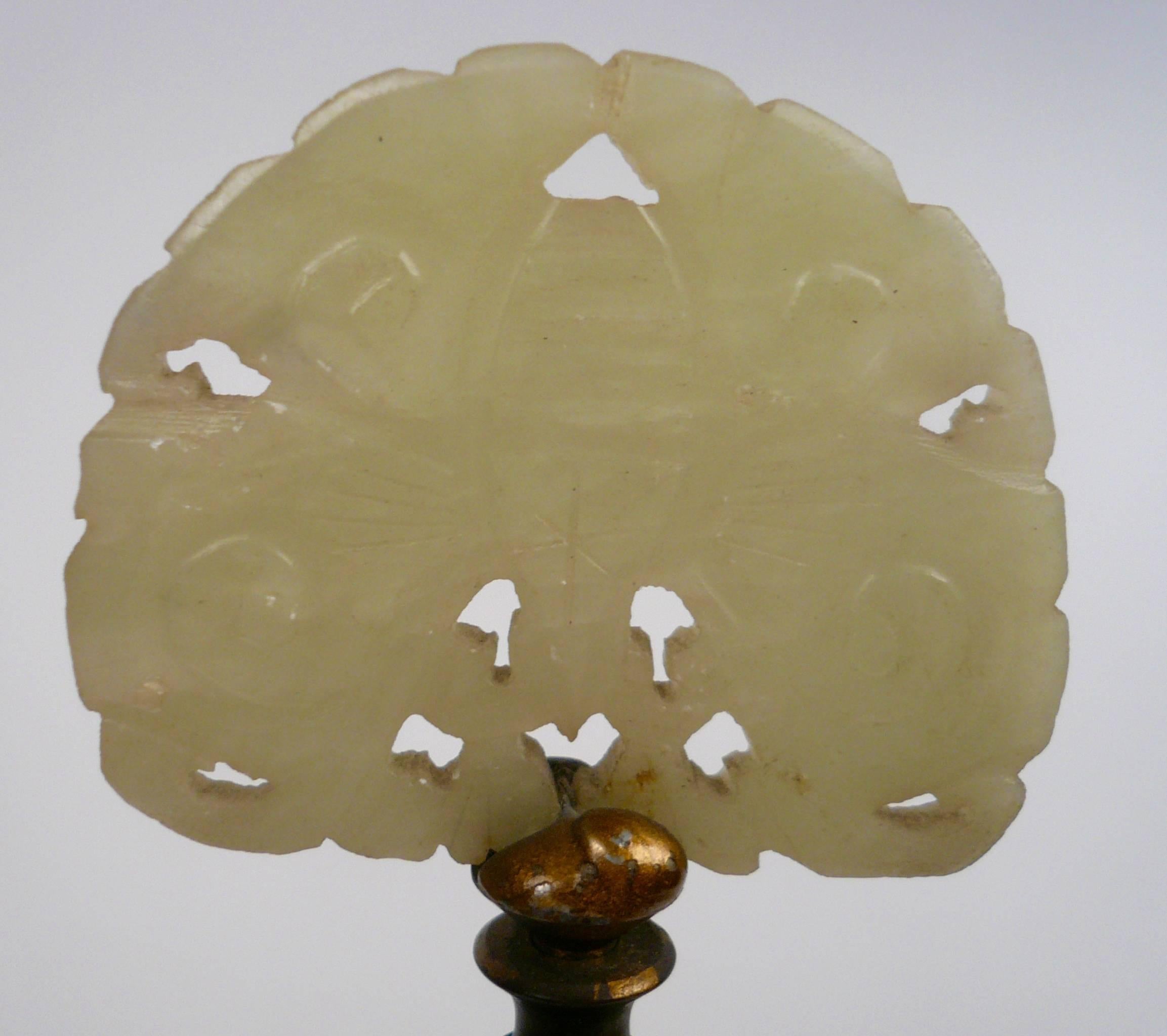 Chinese Sang de Boeuf Porcelain and Gilt Bronze-Mounted Lamp 3