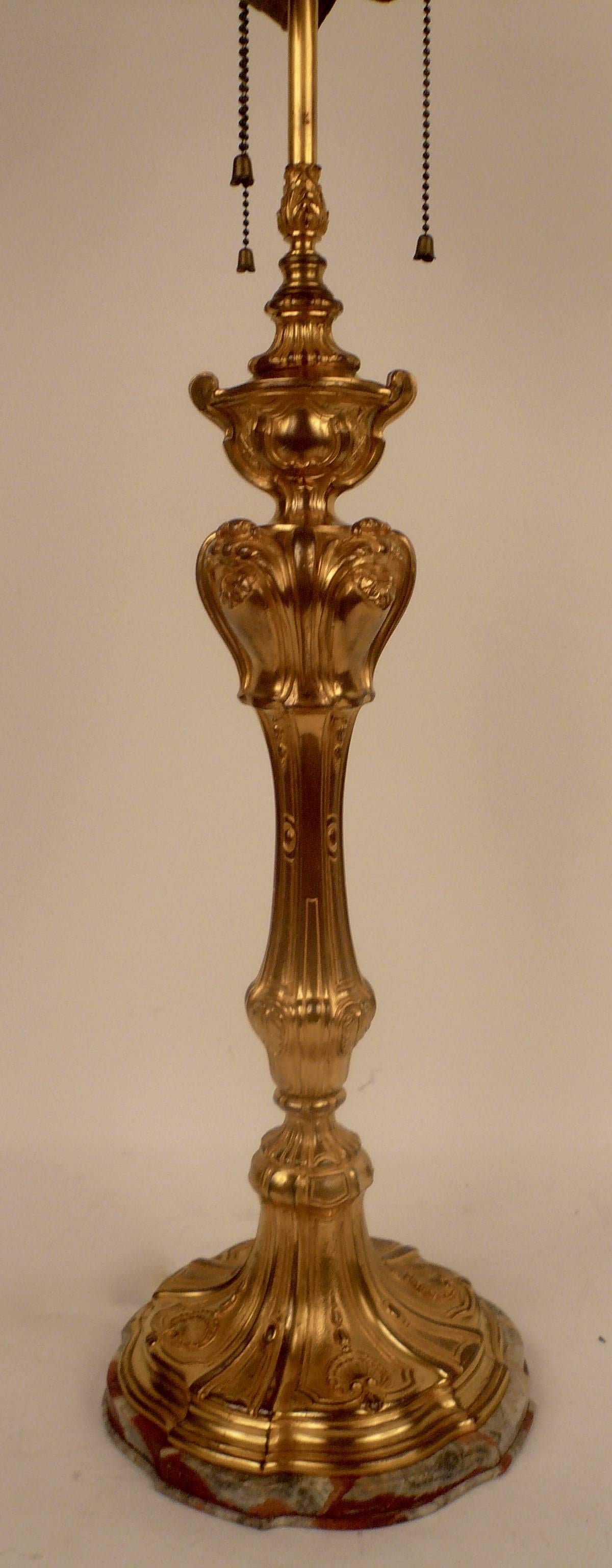 Edward F. Caldwell Gilt Bronze and Marble Table Lamp In Excellent Condition For Sale In Pittsburgh, PA