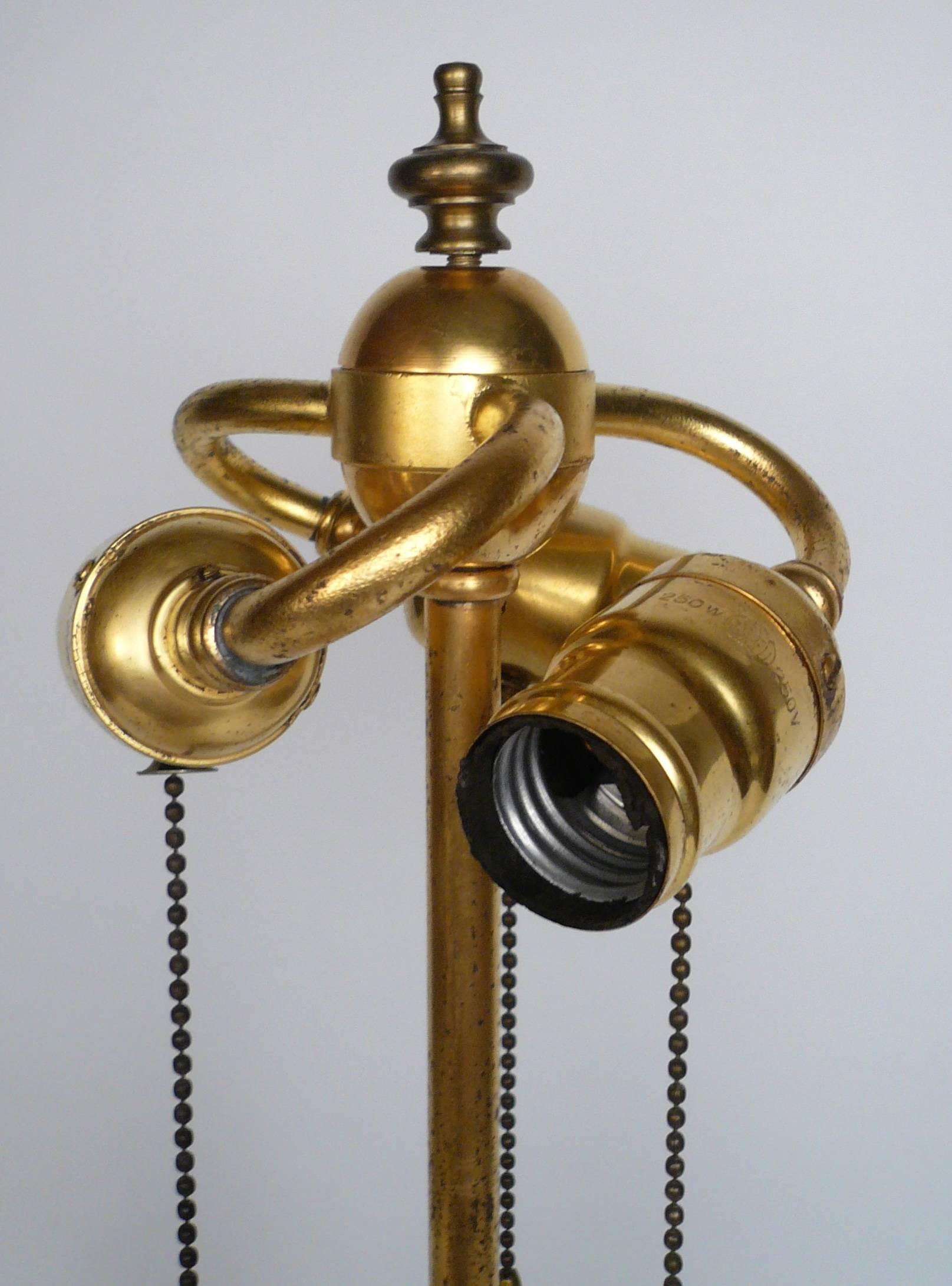 E. F. Caldwell Giltwood, Marble and Bronze Neoclassical Lamp For Sale 1
