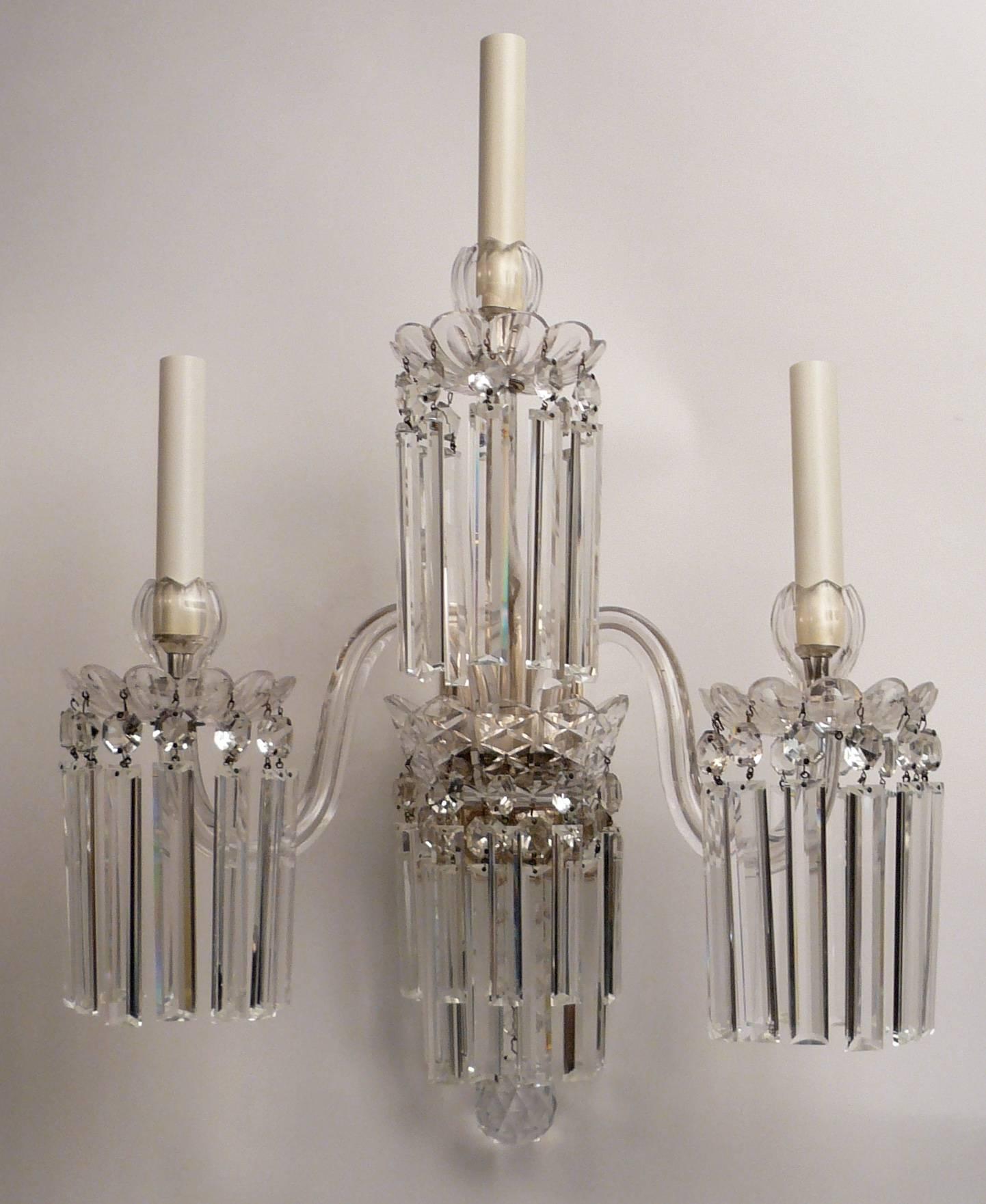 Early Victorian Four Very Fine Mid-19th Century English Cut Crystal Sconces, Attributed to Osler