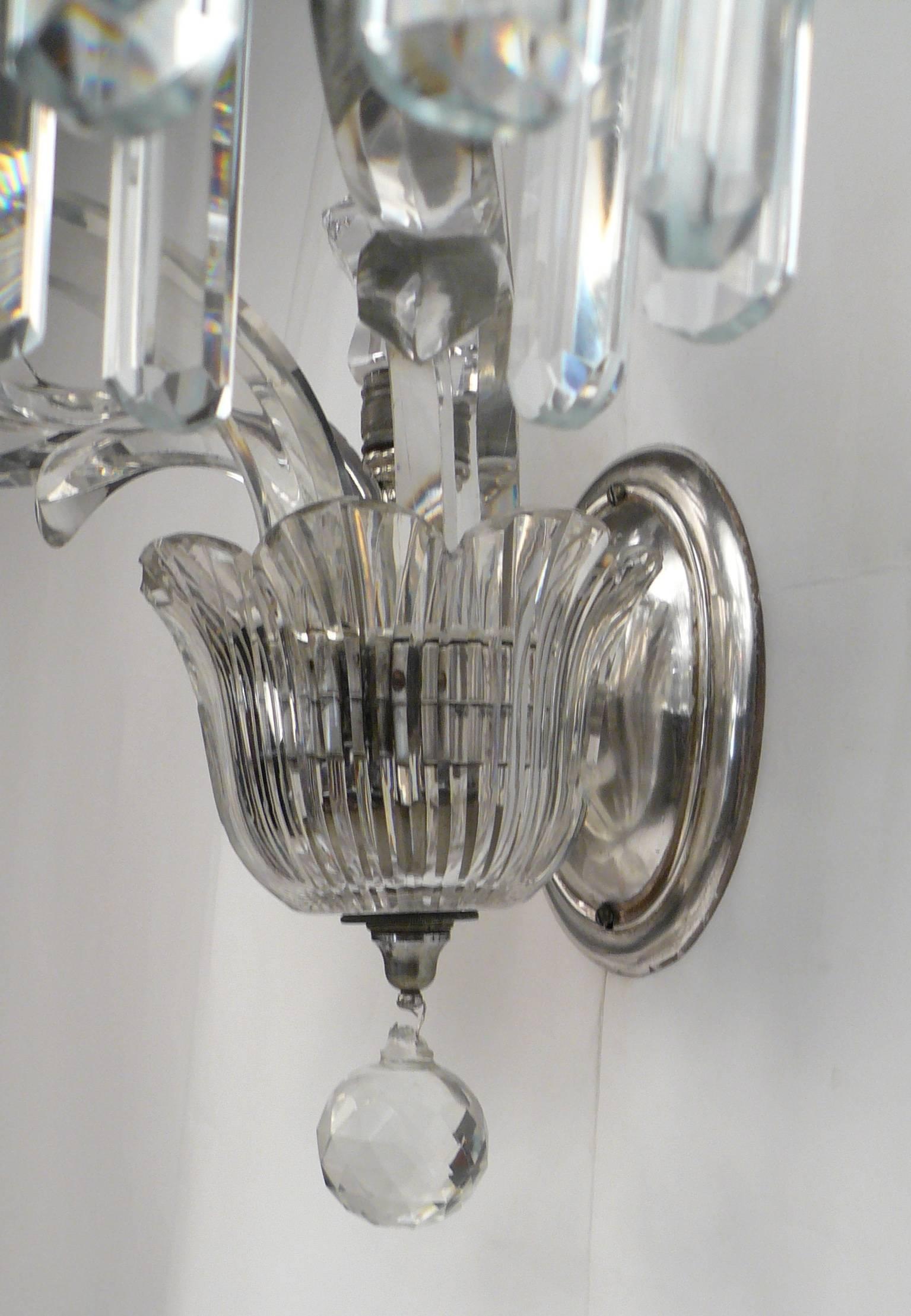 Large Scale 19th Century English Cut Crystal Single Sconce 3
