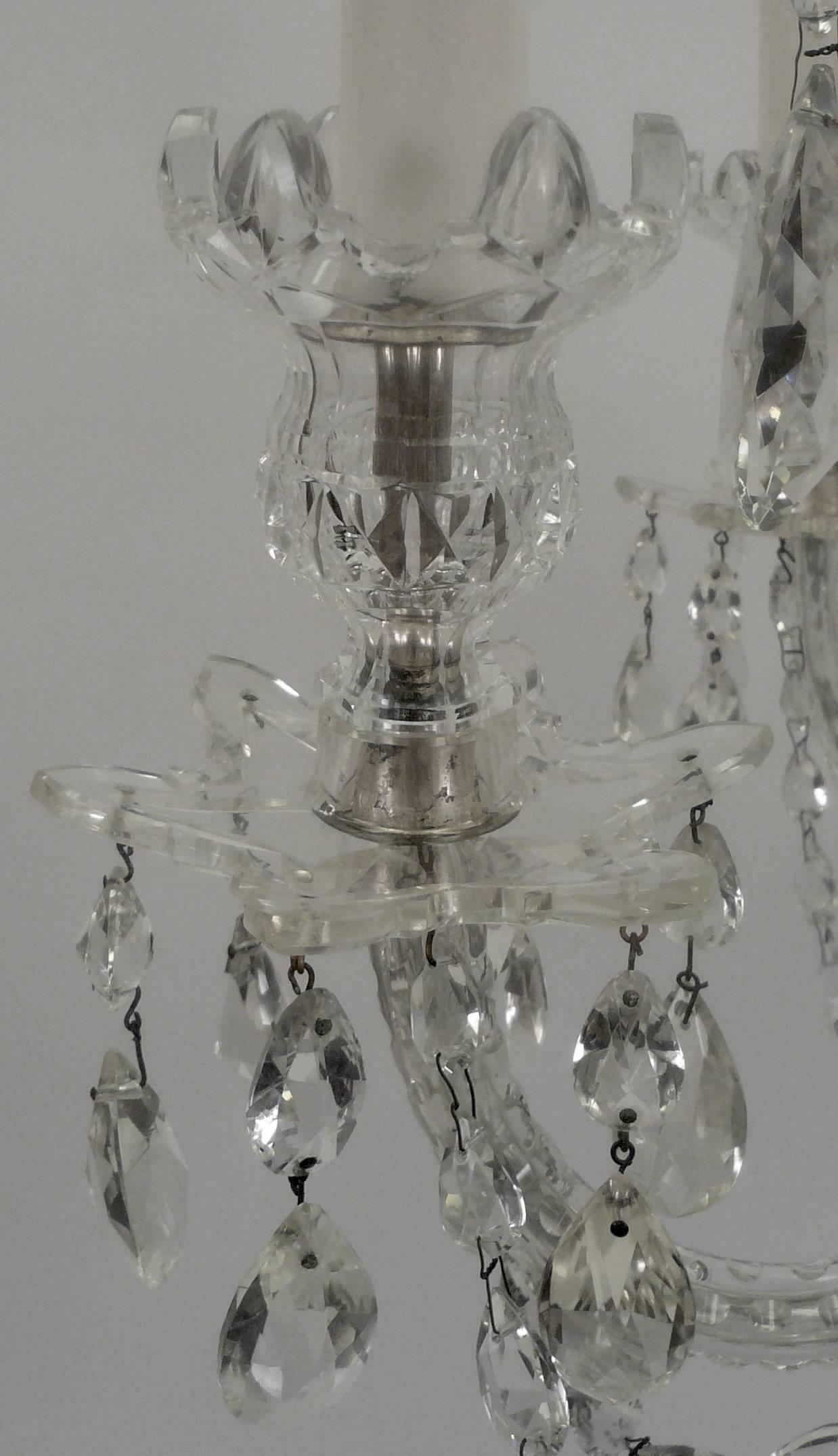 Fine George III style English cut crystal six arm chandelier.