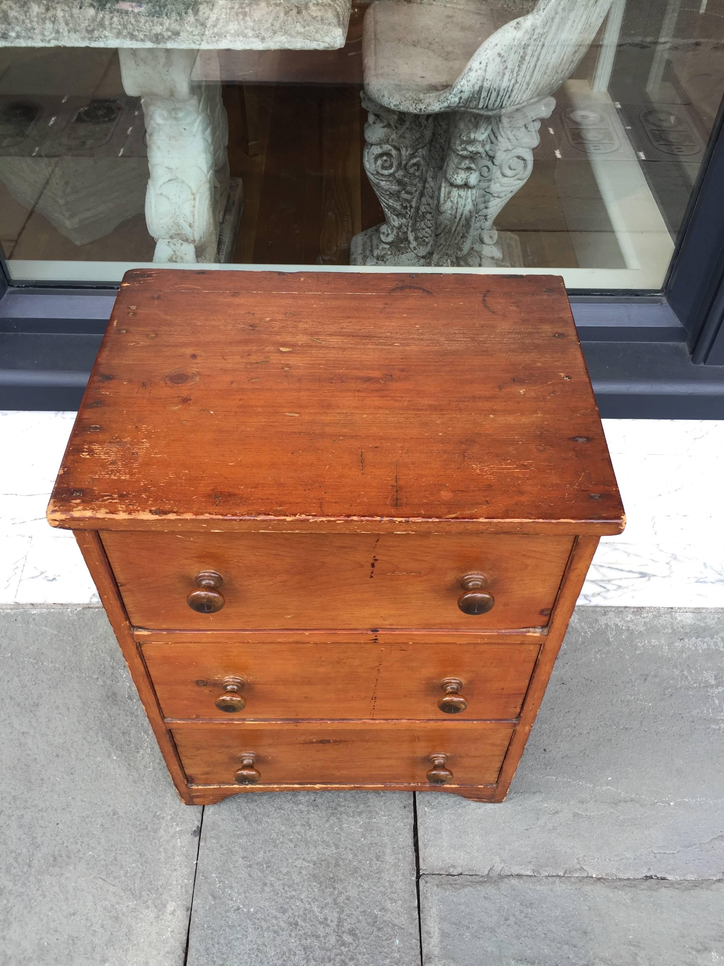 Diminutive American Pine Chest with Campaign Pulls Attached In Good Condition In Charleston, SC