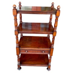 Etagère en acajou à 4 niveaux avec un seul tiroir vers 1840