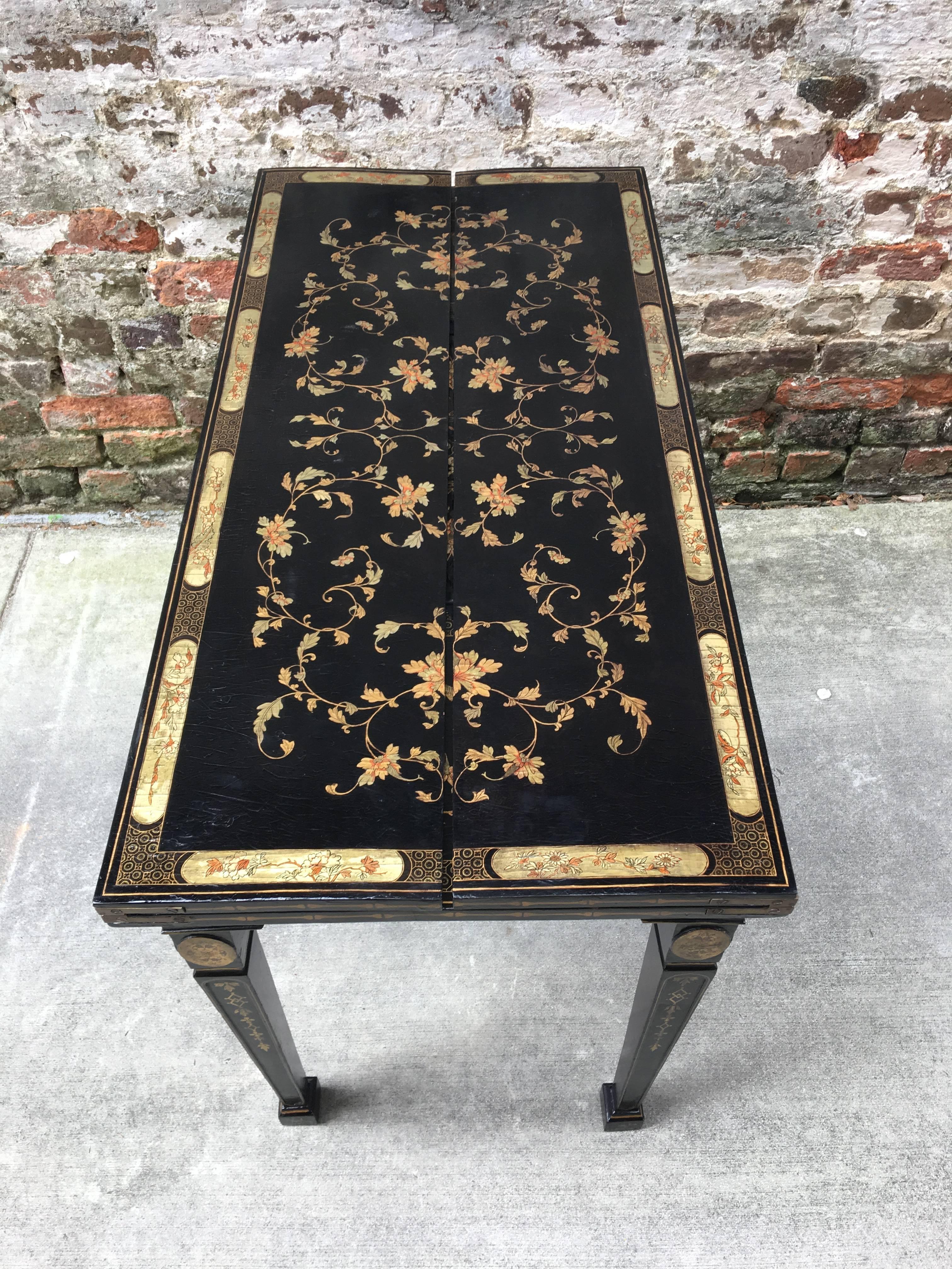 Chinese Export Chinoiserie Games Table early 19th century 1