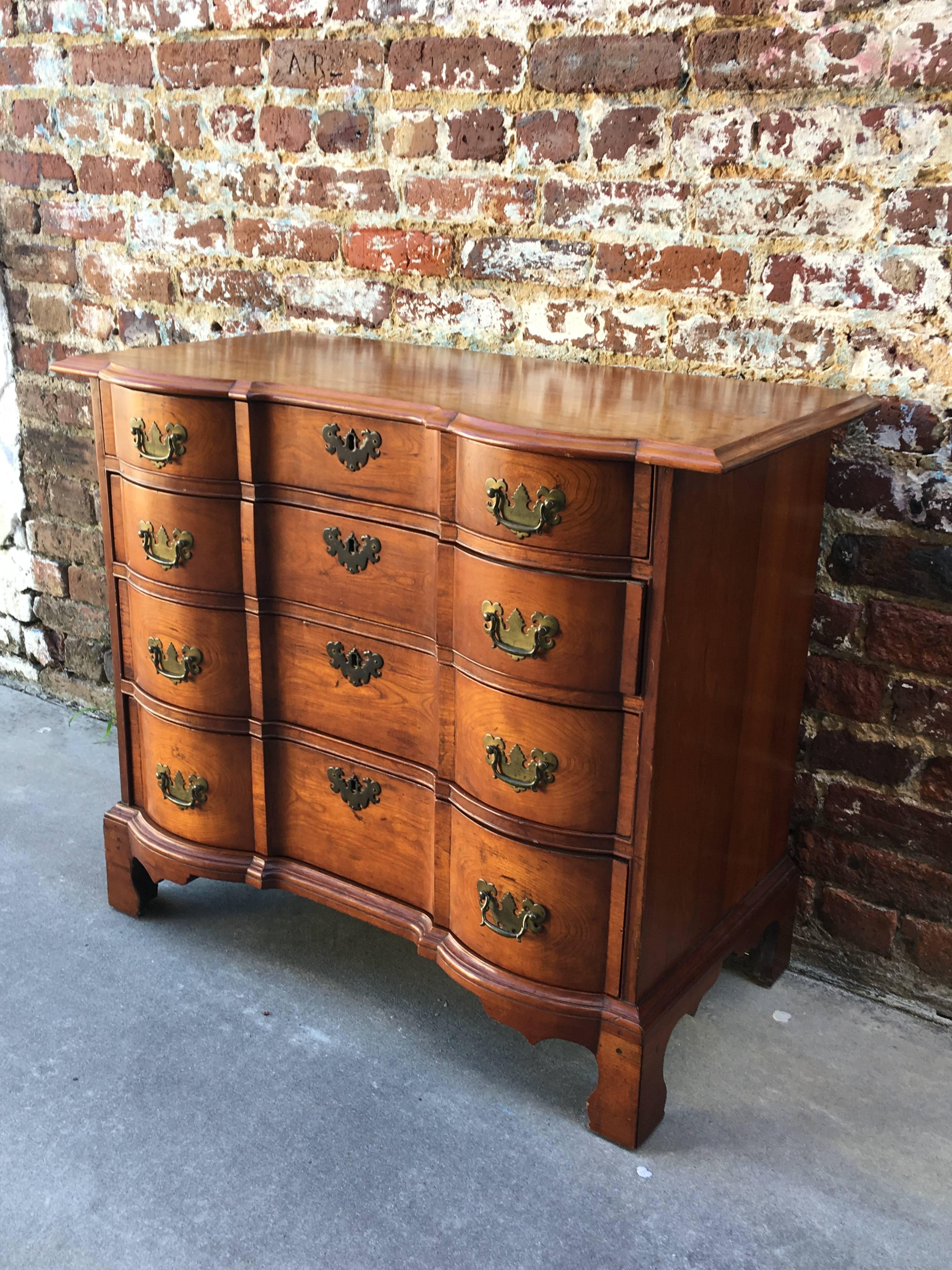 Mid-18th Century American Block Front Diminutive Applewood Chest of Drawers