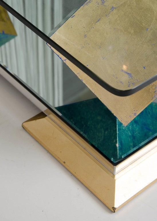 Cubed coffee table. Attri. Romeo. Paris.

Glass, mirror, laquer