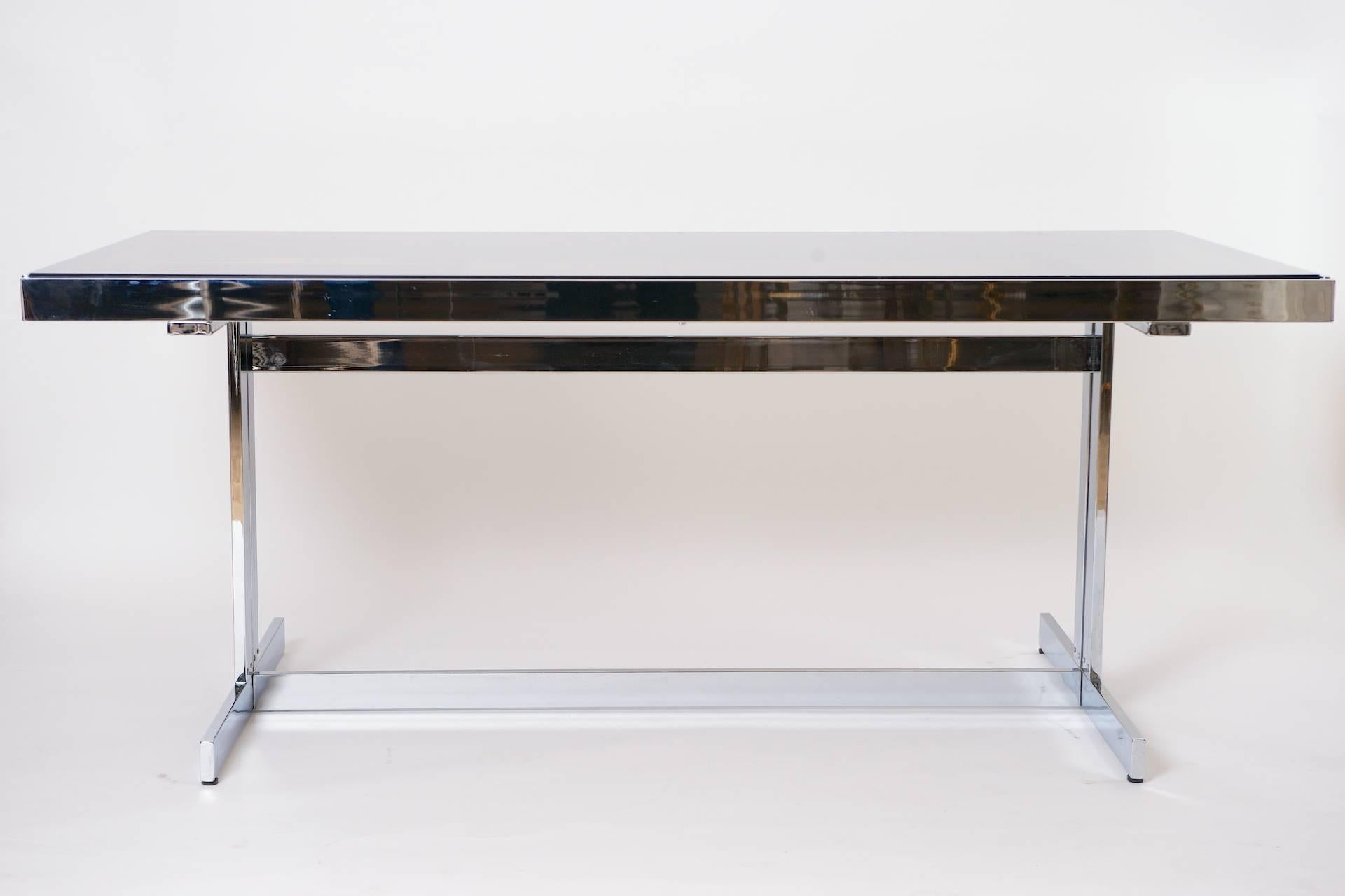 Mid-Century Modern Chrome and Glass Extending Dining Table, circa 1970