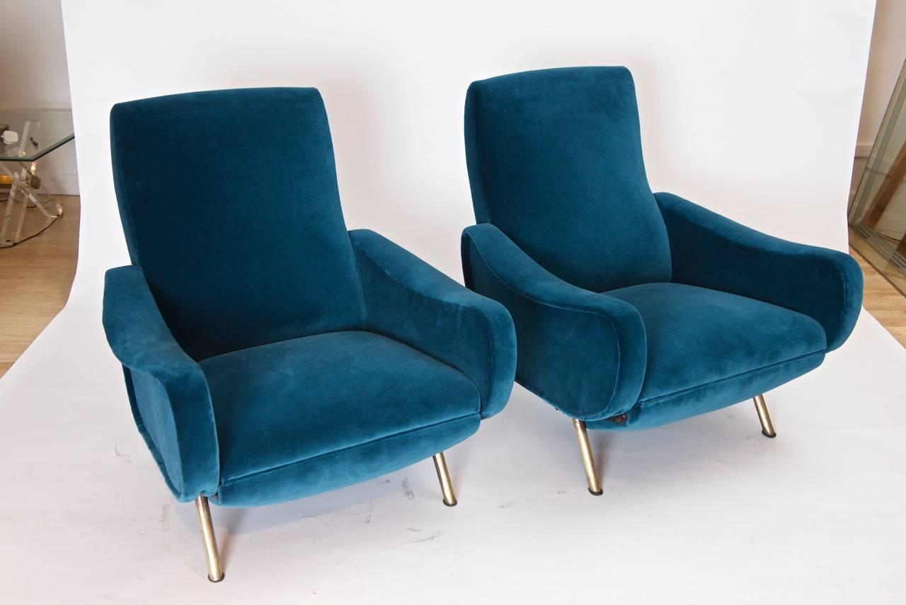 Marco Zanuso for Mobili Pizzetti reclining chairs.

Re upholstered in blue Designers Guild fabric. 
'Cassia' Velvet. Colour is 'Prussian.' F2034/52

Amazing comfort!

Length of chair when fully reclined...134cm