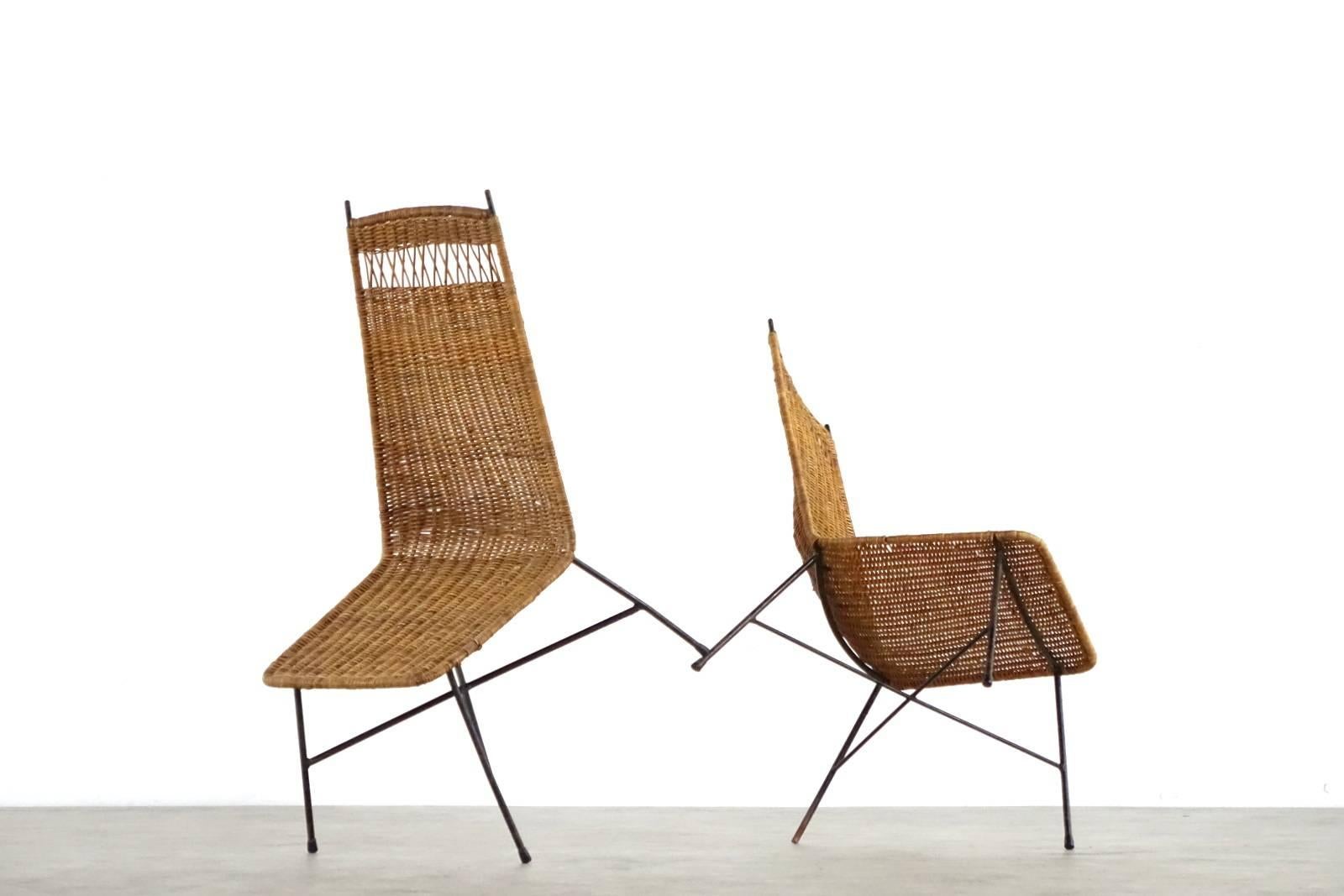 Nice Pair of Mid-Century Modern Wicker Basket Lounge Chairs from France In Fair Condition In Munster, NRW