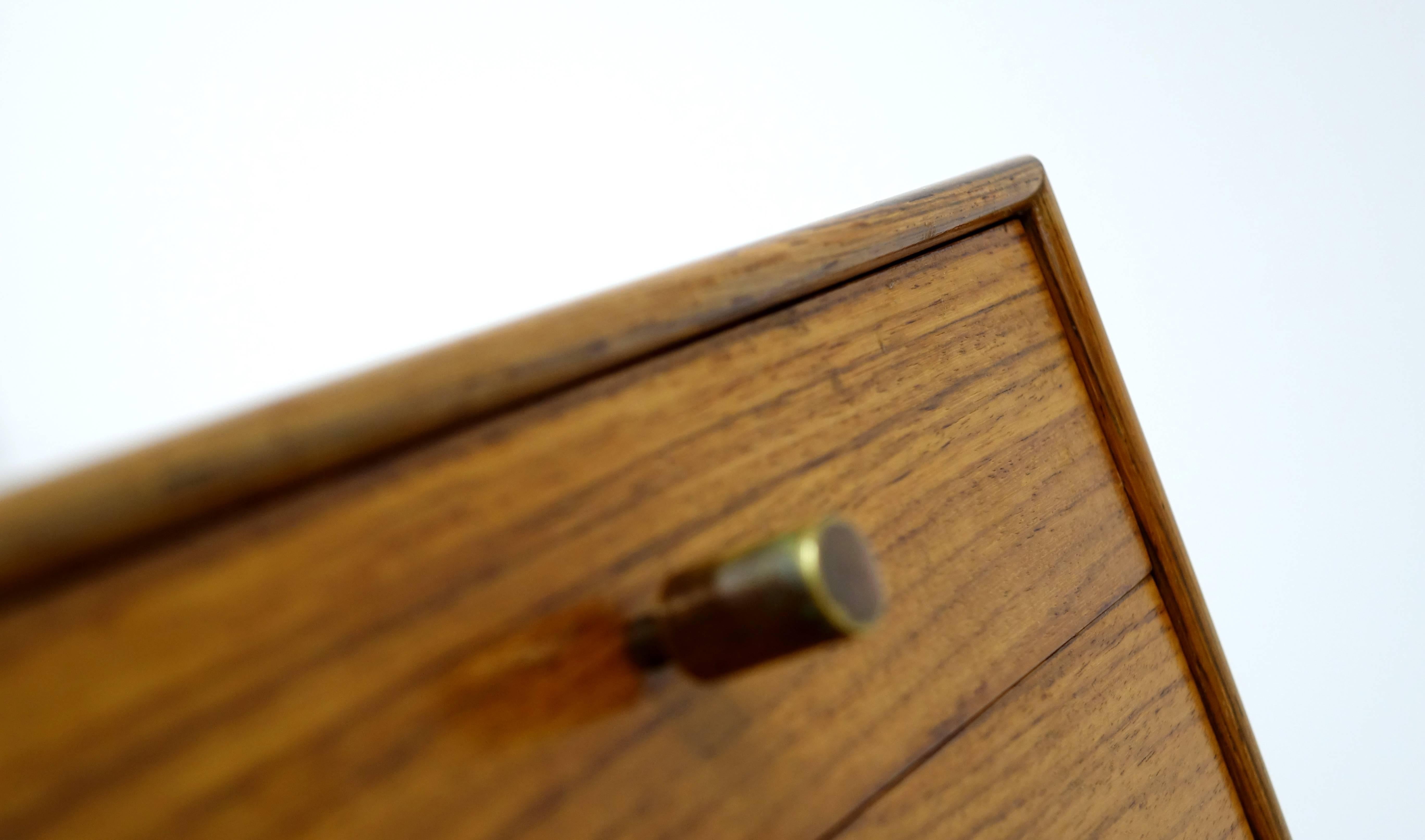 nelson miniature chest