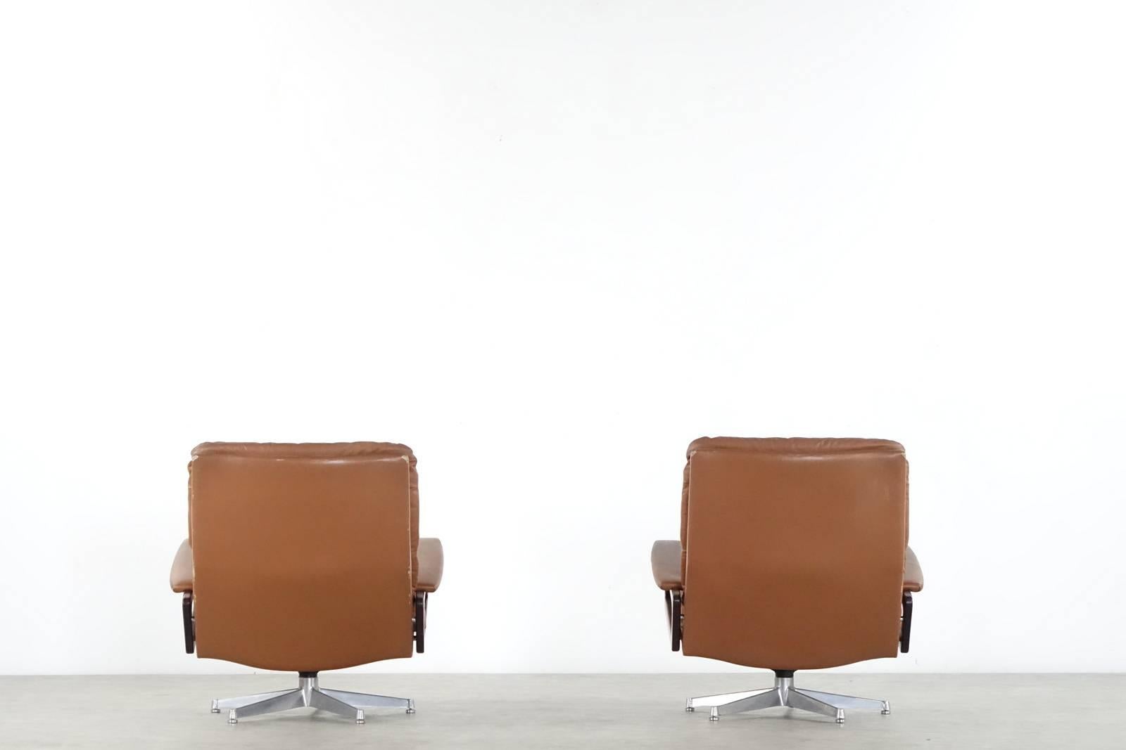 Pair of King Chair Design Andre Vandenbeuck for Collection Strässle Internat In Fair Condition In Munster, NRW
