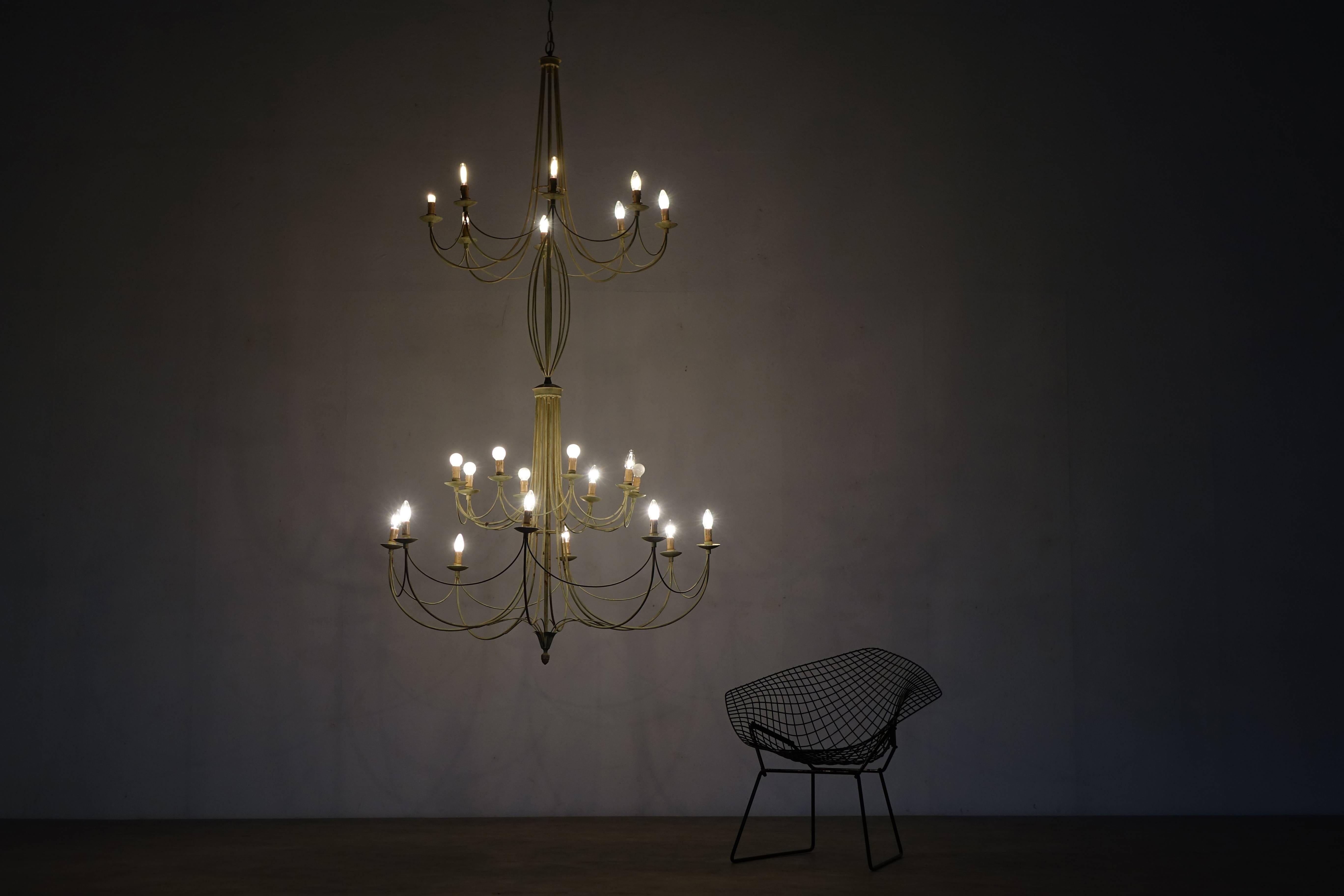 Important and Romantic Chandelier, 1955 Rome, Italy, Stairwell Lamp - 285cm 2
