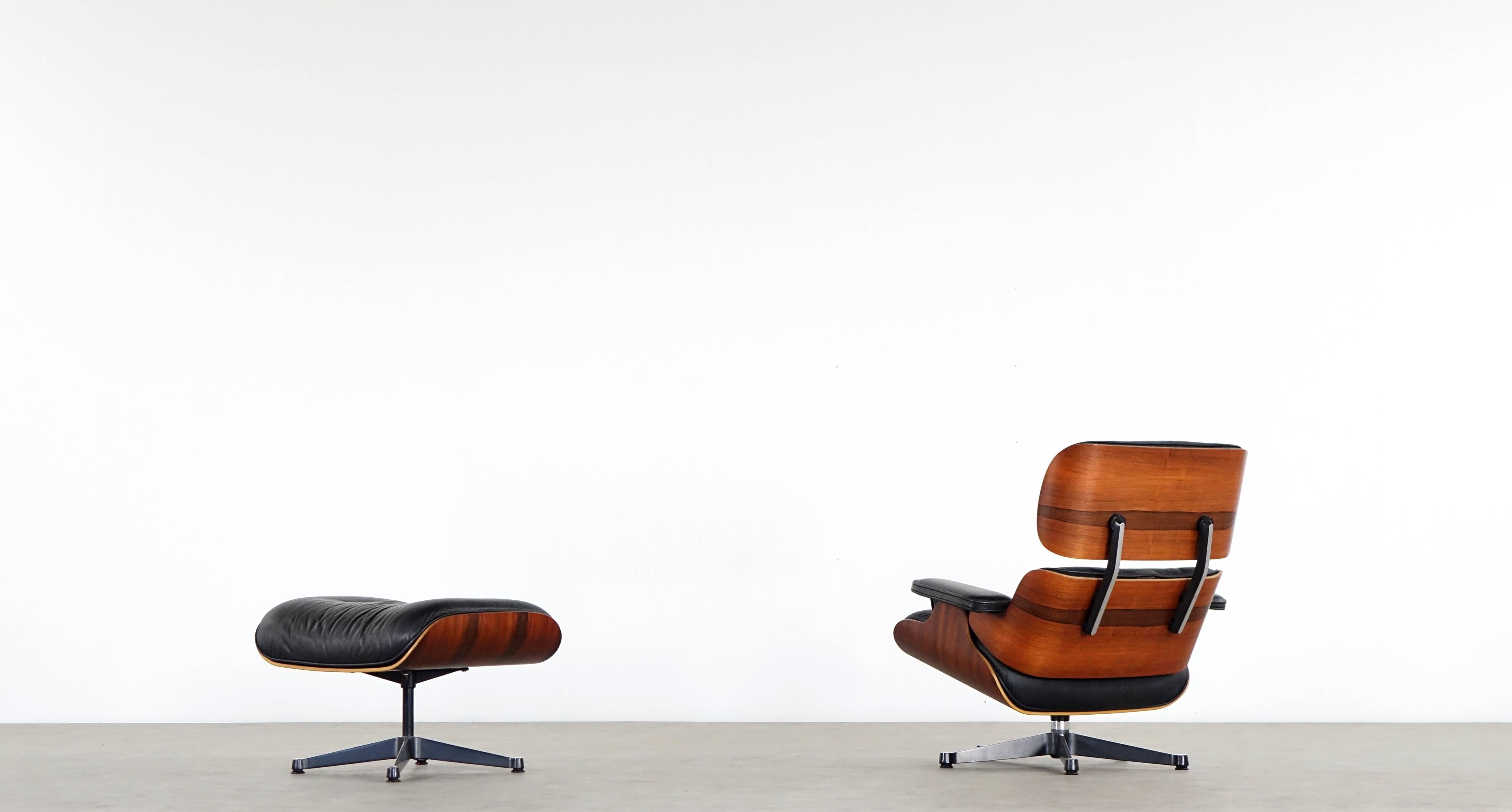 Vitra Charles Eames Lounge Chair and Ottoman in Rio Rosewood Herman Miller In Excellent Condition In Munster, NRW